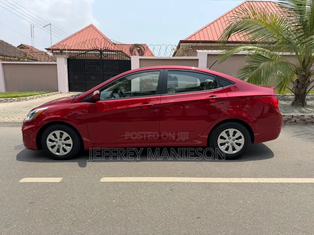 Hyundai Accent 2016 Red
