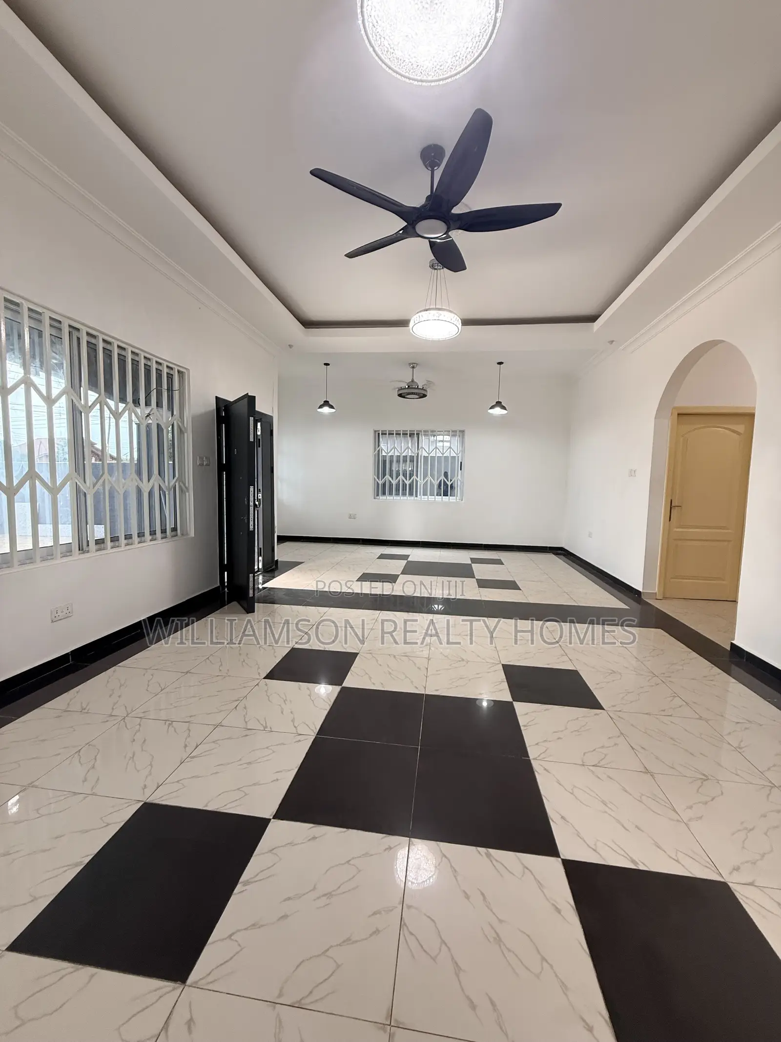 4bdrm House in Baatsonaa Total Area, Spintex for rent
