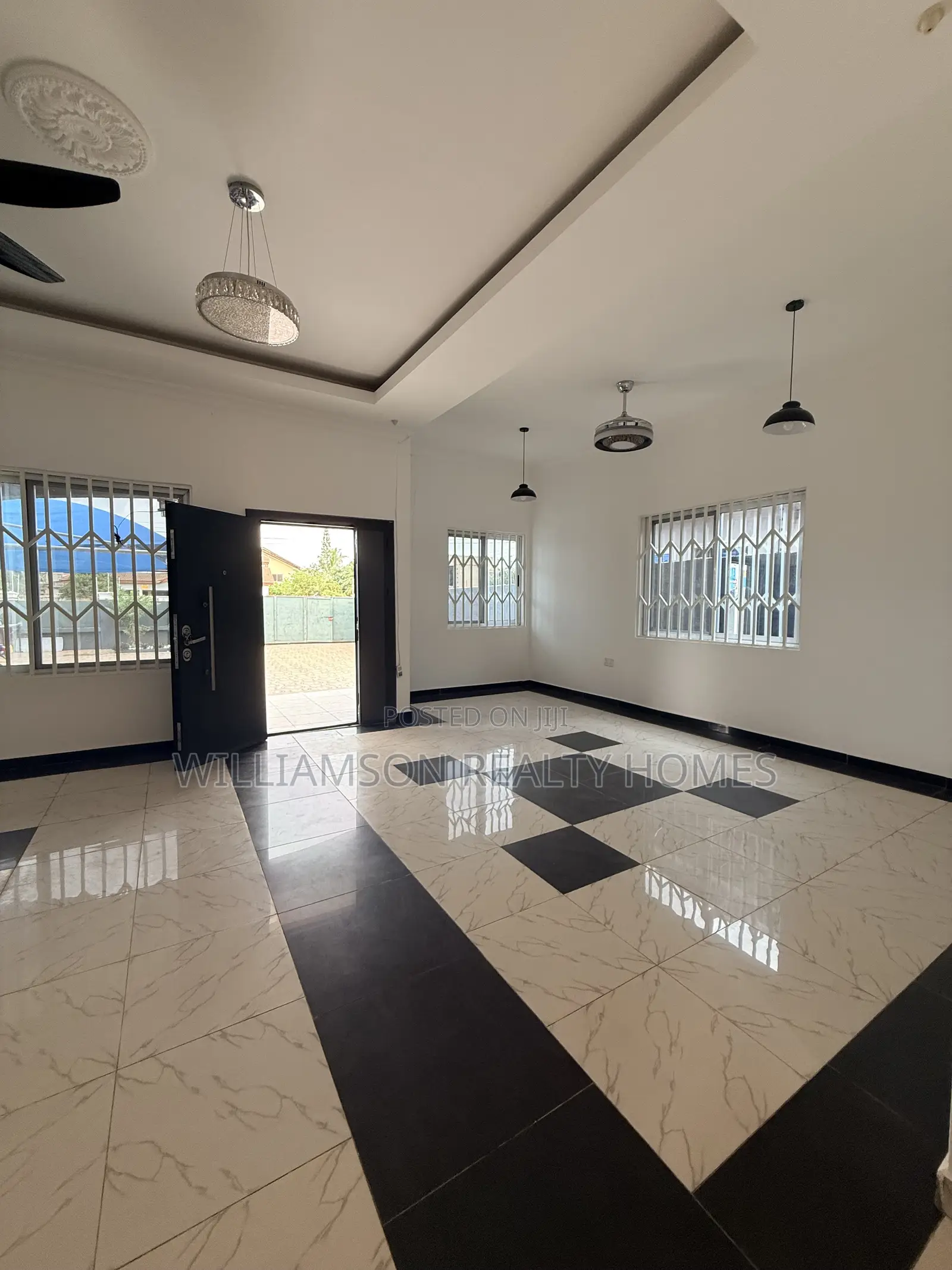 4bdrm House in Baatsonaa Total Area, Spintex for rent