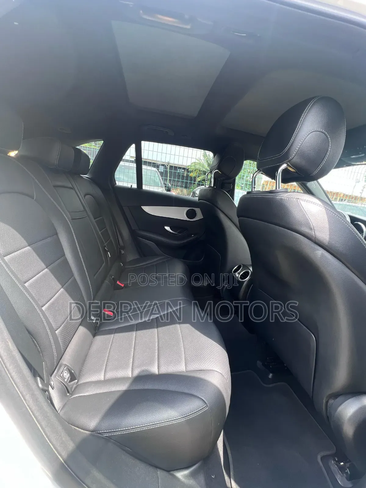Mercedes-Benz GLC-Class 2021 White