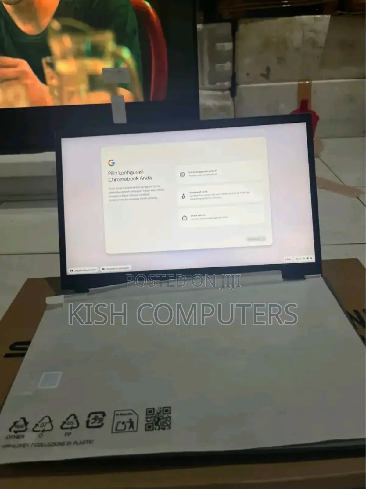 New Laptop Asus Chromebook Flip C100PA 8GB Intel Core i3 SSD 128GB
