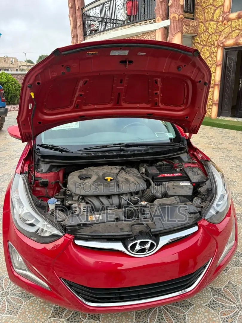 Hyundai Elantra SE 4dr Sedan (1.8L 4cyl 6A) 2015 Red