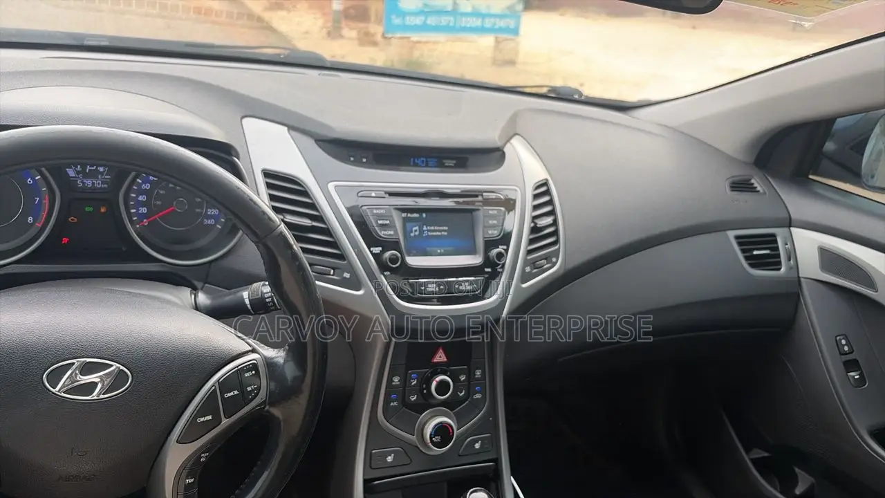 Hyundai Elantra Sport Sedan FWD (2.0L 4cyl 6A) 2016 Blue