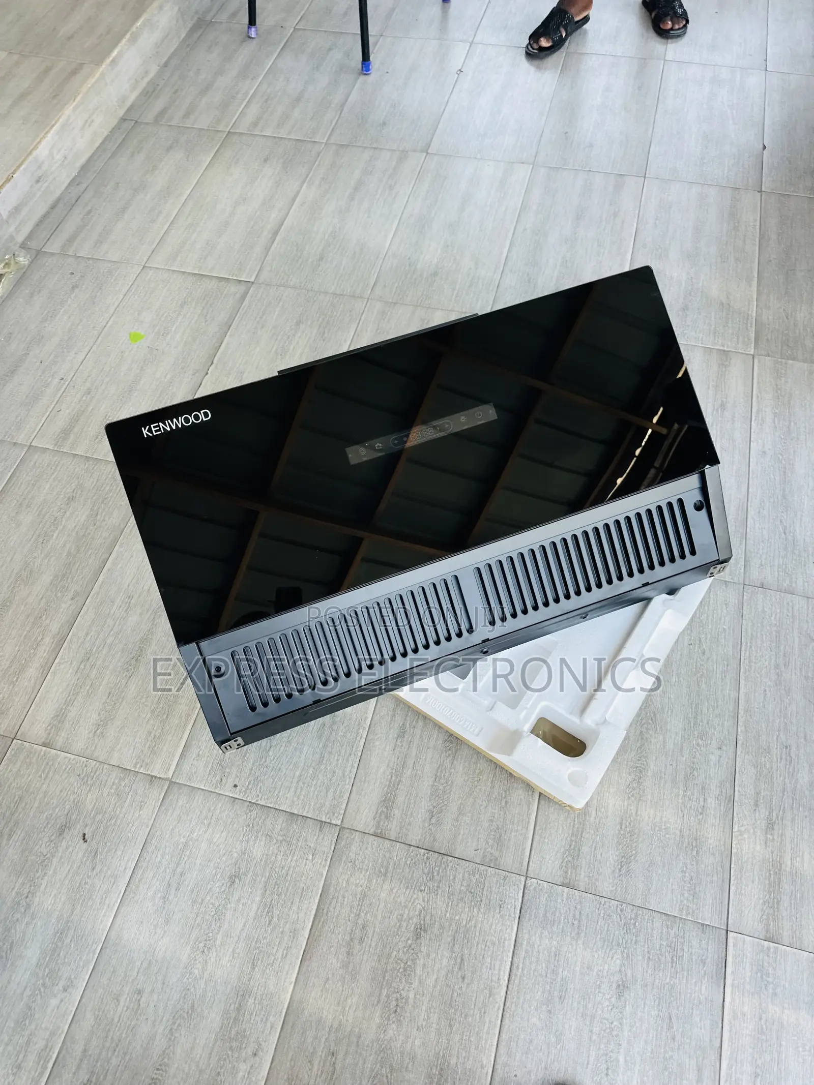 Shop Tome the Best Place for Kenwood 90cm Mirror Black Finish Extracto