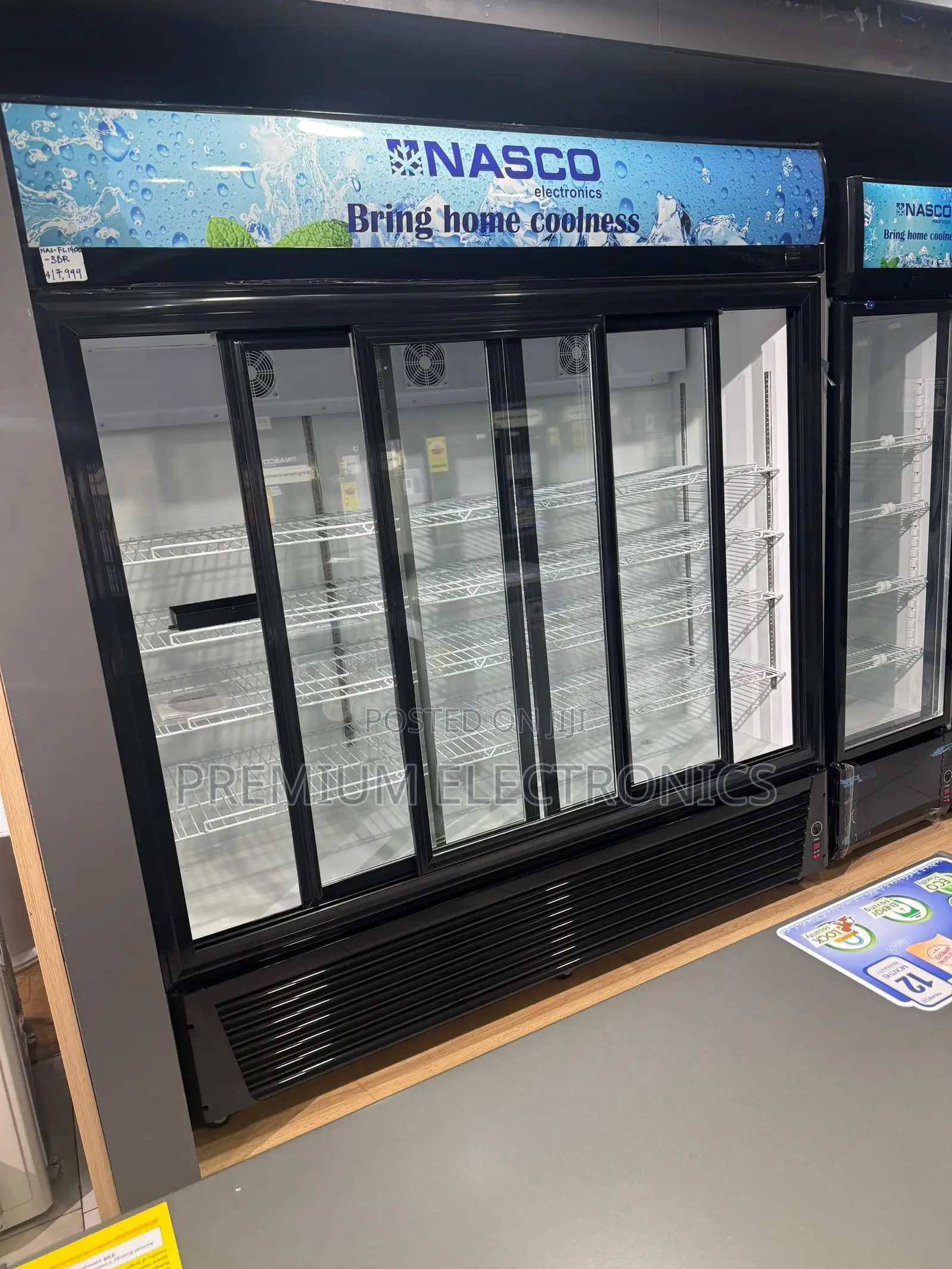 Nasco 1200l 3-Door Commercial Display Refrigerator [Nas-Fl1400-3dr]