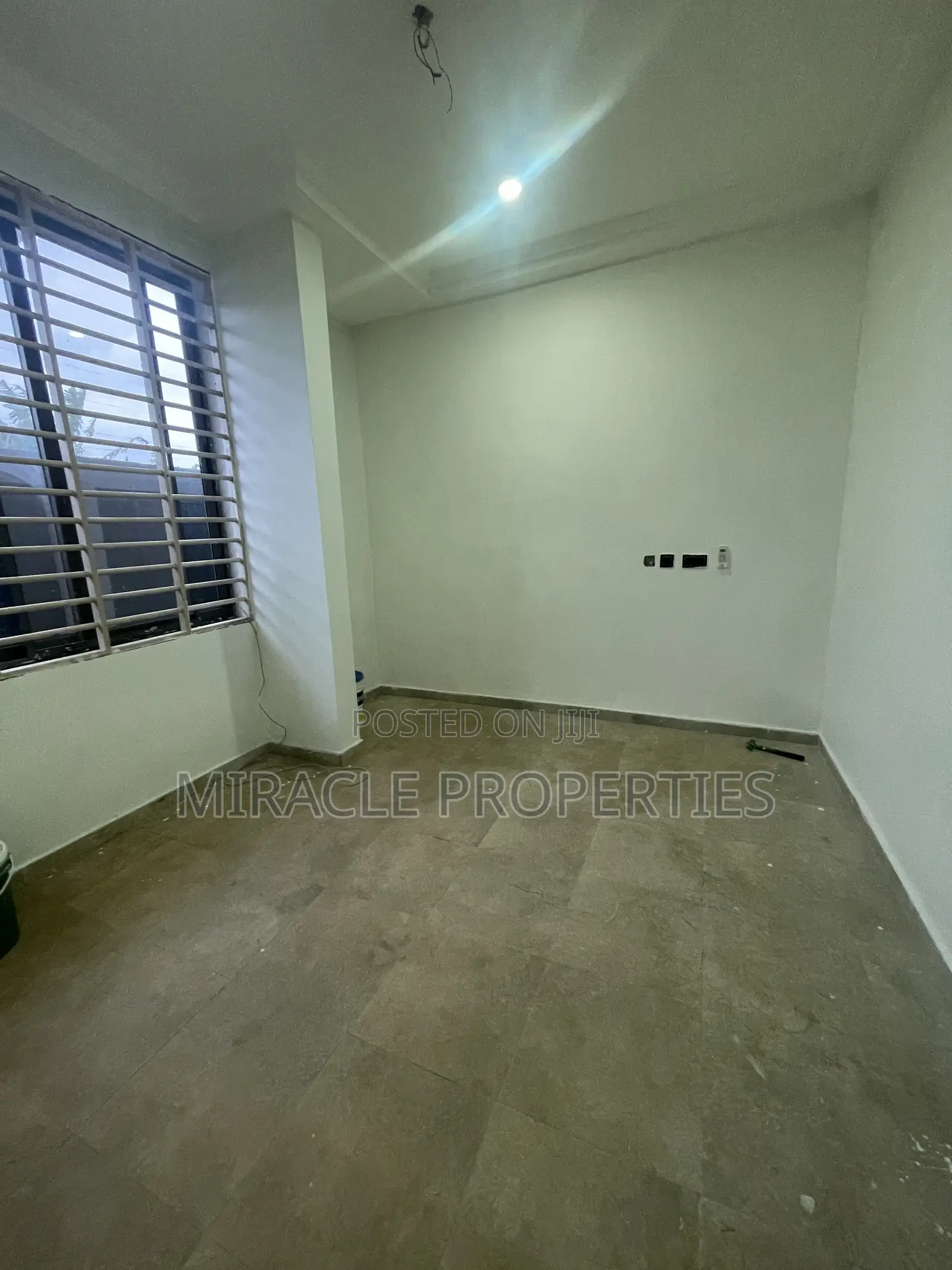 1bdrm Apartment in Miracle Properties, Commandos for rent
