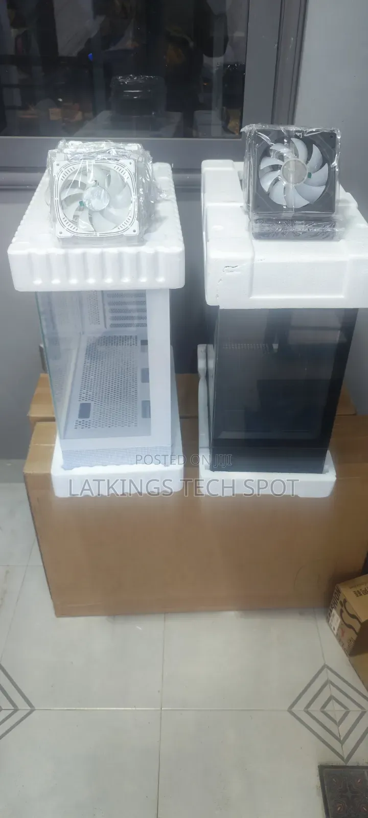 Soeyi V930 Pc Case With 6 Argb Fans