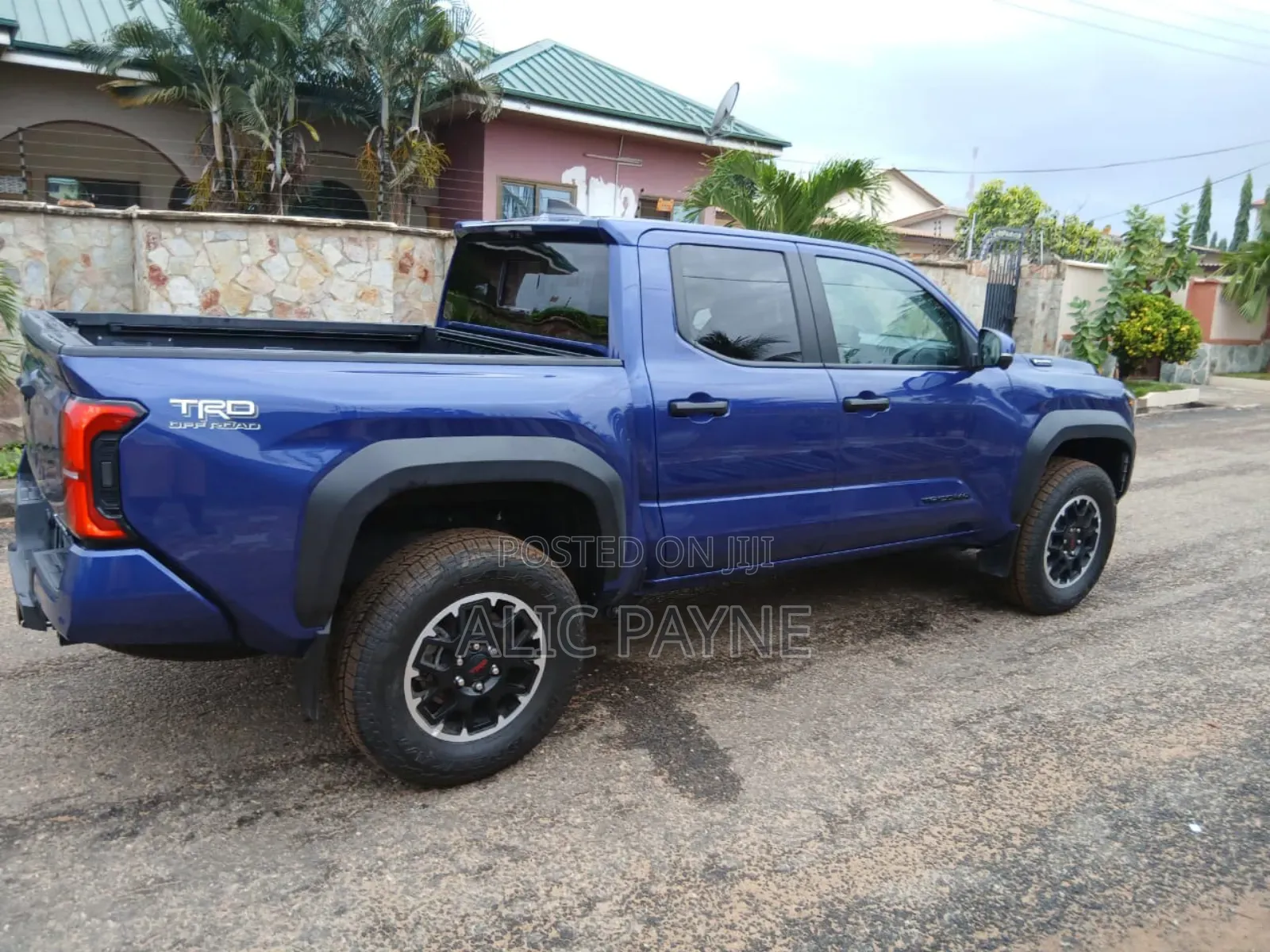Toyota Tacoma TRD Off-Road Double Cab 4WD 5.0 ft. SB (Automatic) 2025