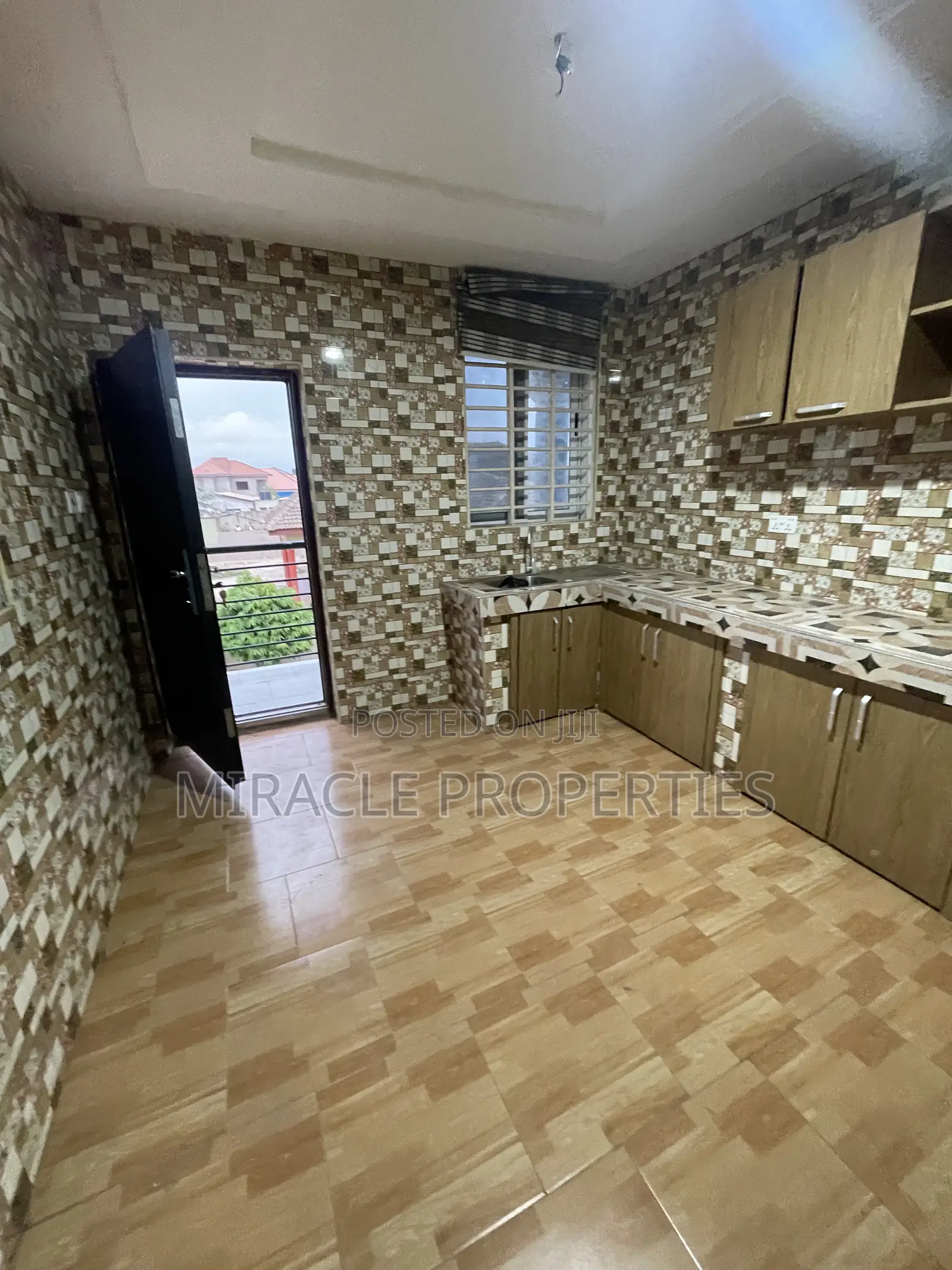 3bdrm Apartment in Miracle Properties, Ashaley Botwe for rent