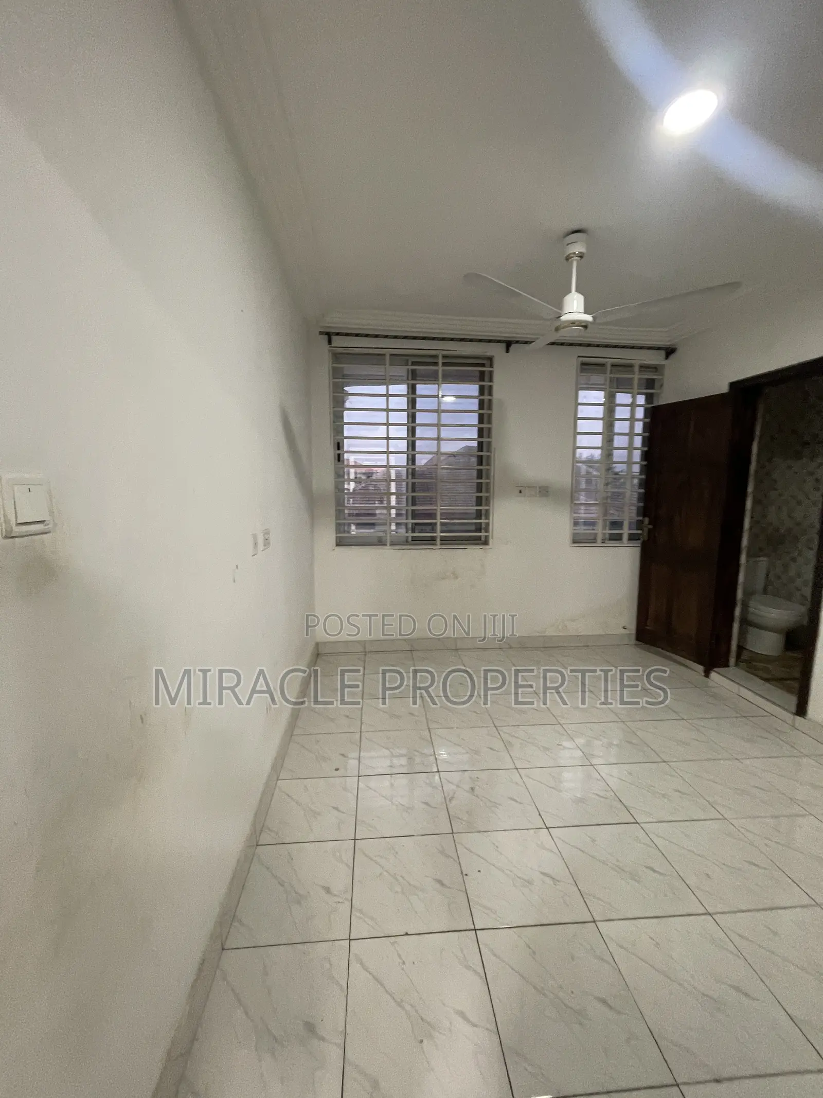 3bdrm Apartment in Miracle Properties, Ashaley Botwe for rent