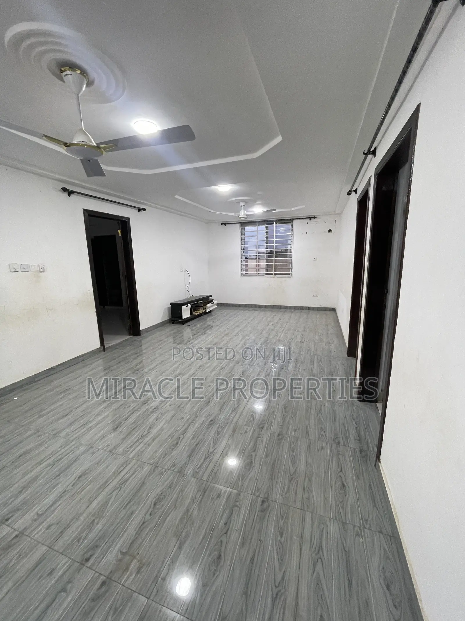 3bdrm Apartment in Miracle Properties, Ashaley Botwe for rent