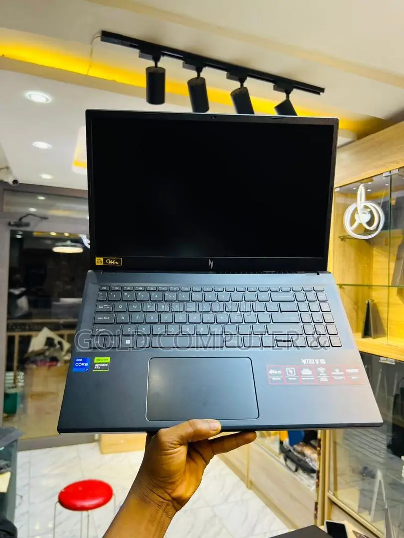 Laptop Acer Nitro 17 32GB Intel Core i7 SSD 512GB
