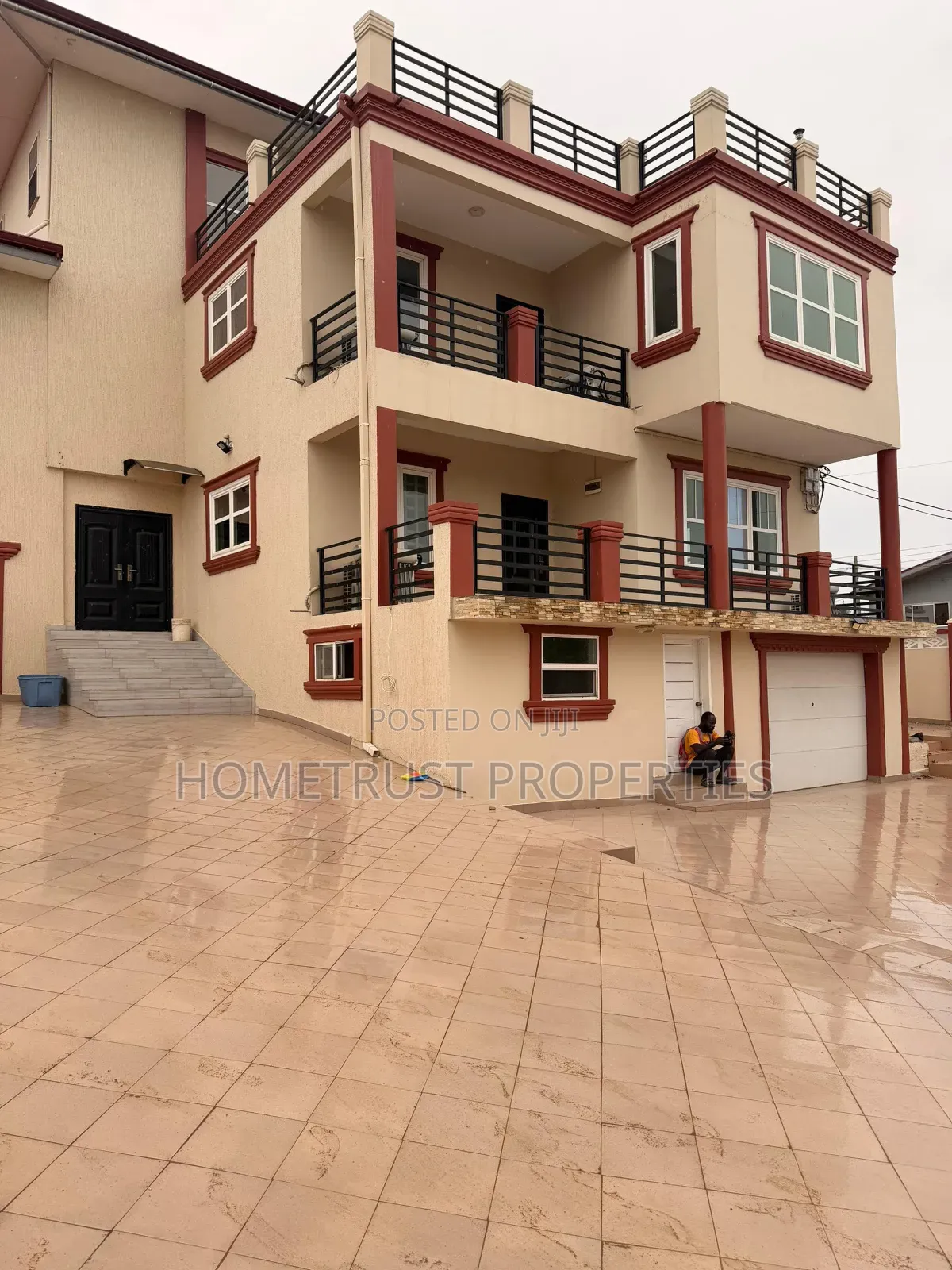 4bdrm Duplex in Weija Old Barrier for sale