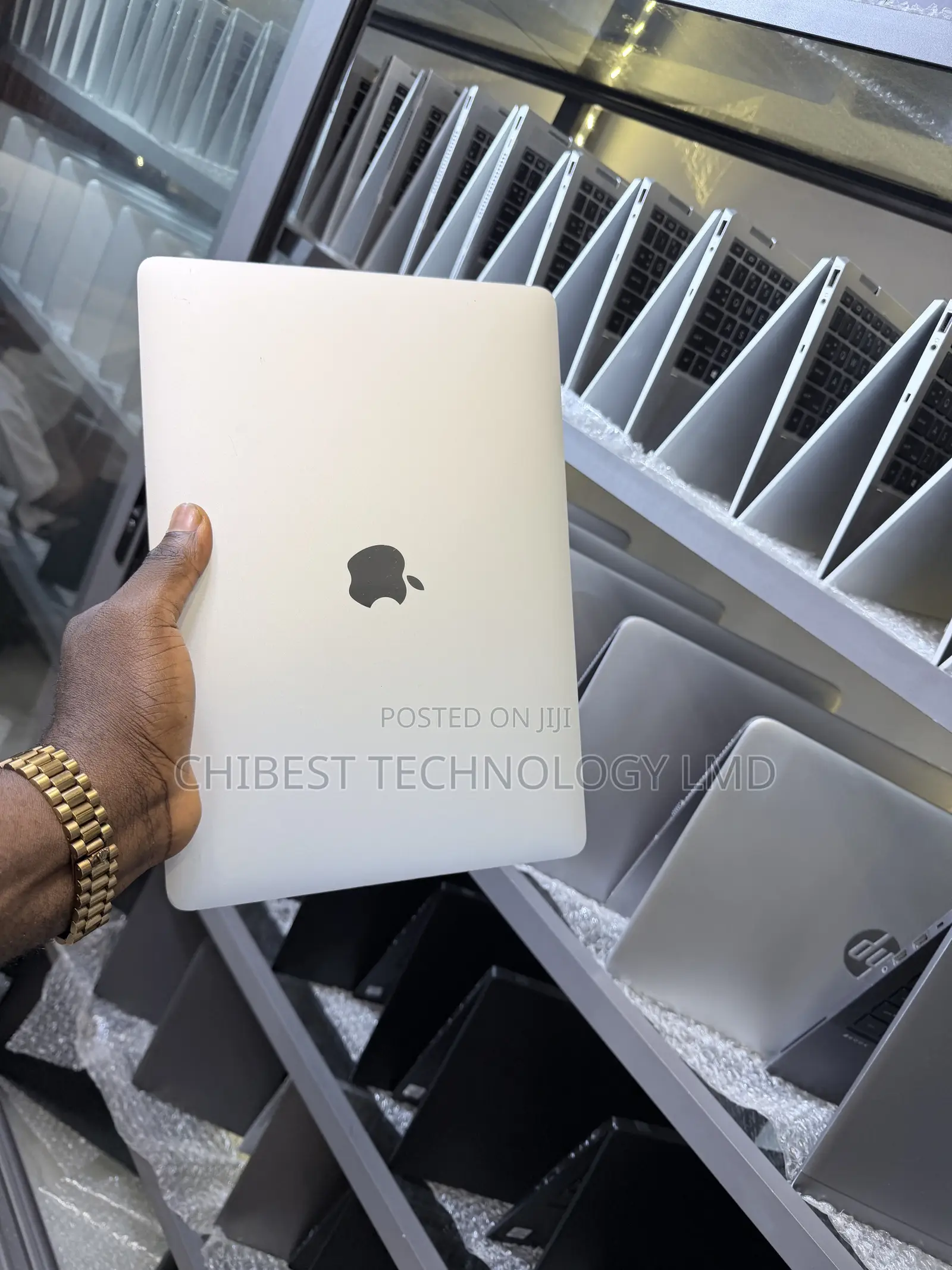 Laptop Apple MacBook Pro 2017 16GB Intel Core i5 SSD 512GB