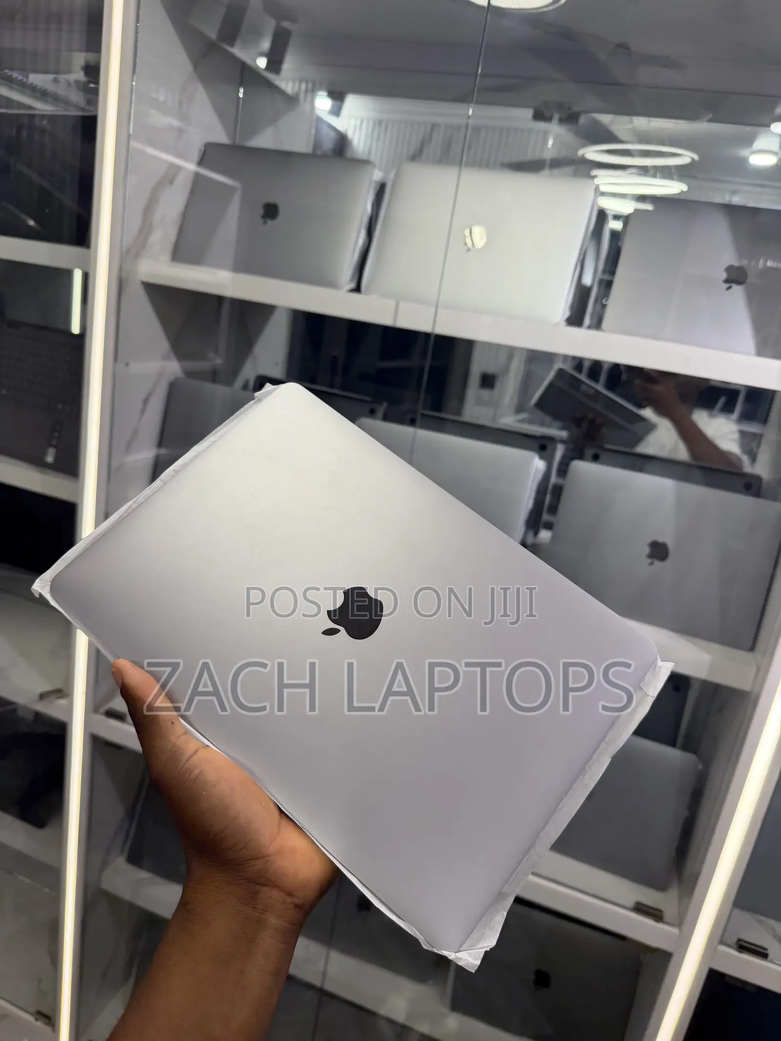 Laptop Apple MacBook Pro 2017 16GB Intel Core i7 SSD 256GB