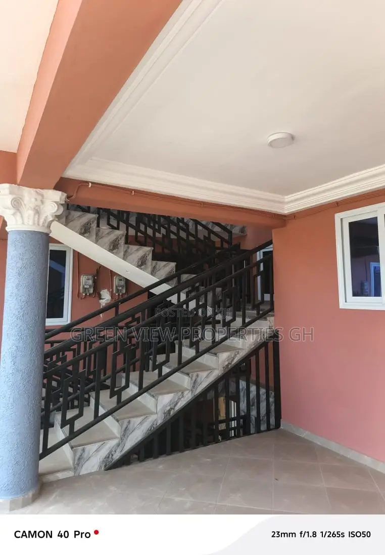 1bdrm Room & Parlour in Ga South Municipal for rent