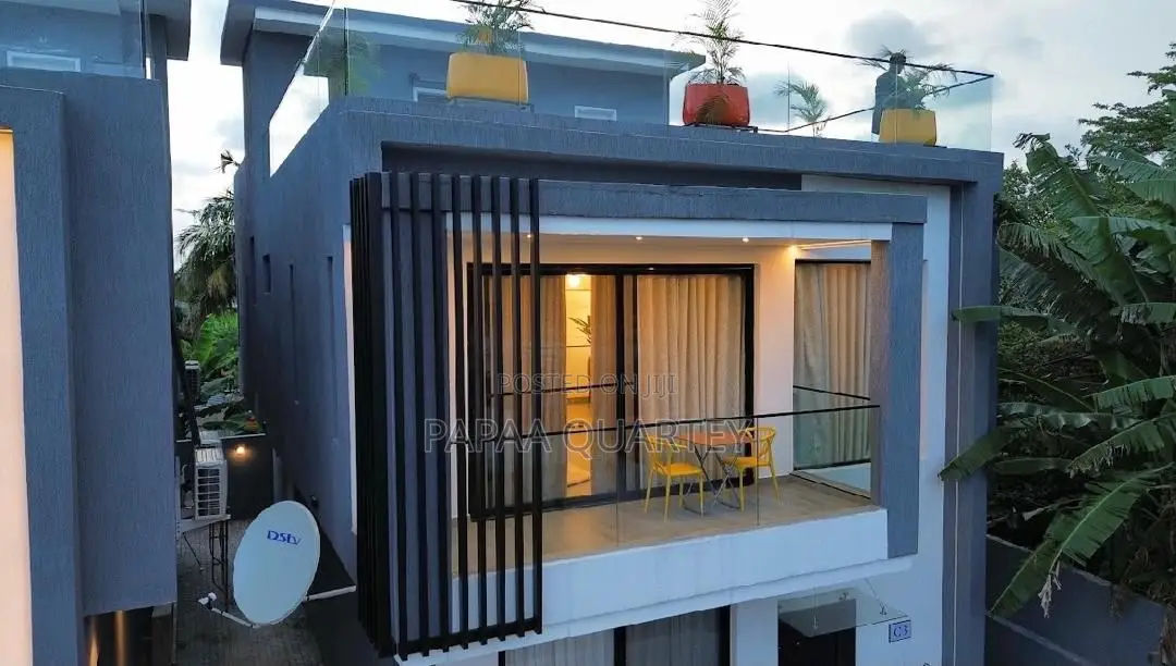 5bdrm House in Dzorwulu for sale