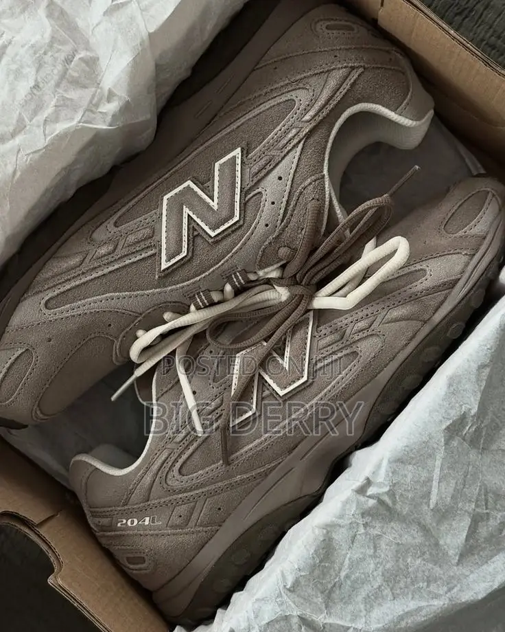 New Balance 204l Sneakers