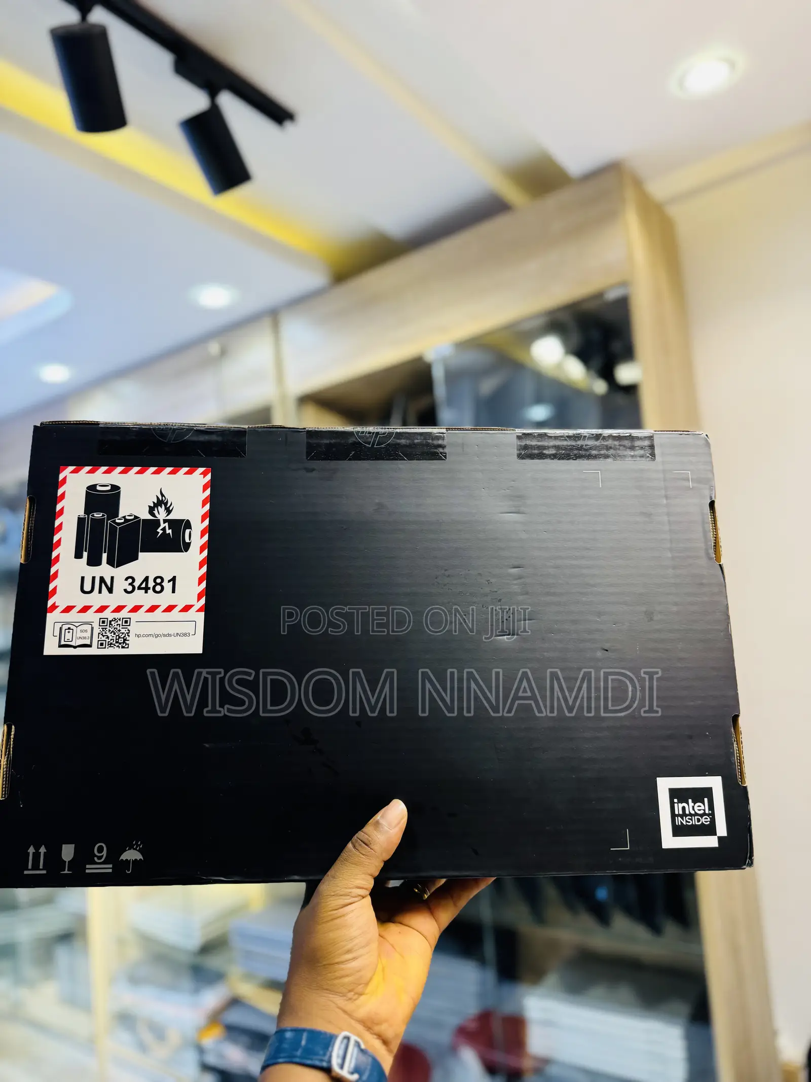New Laptop HP Envy 14 8GB Intel Core 5 SSD 512GB