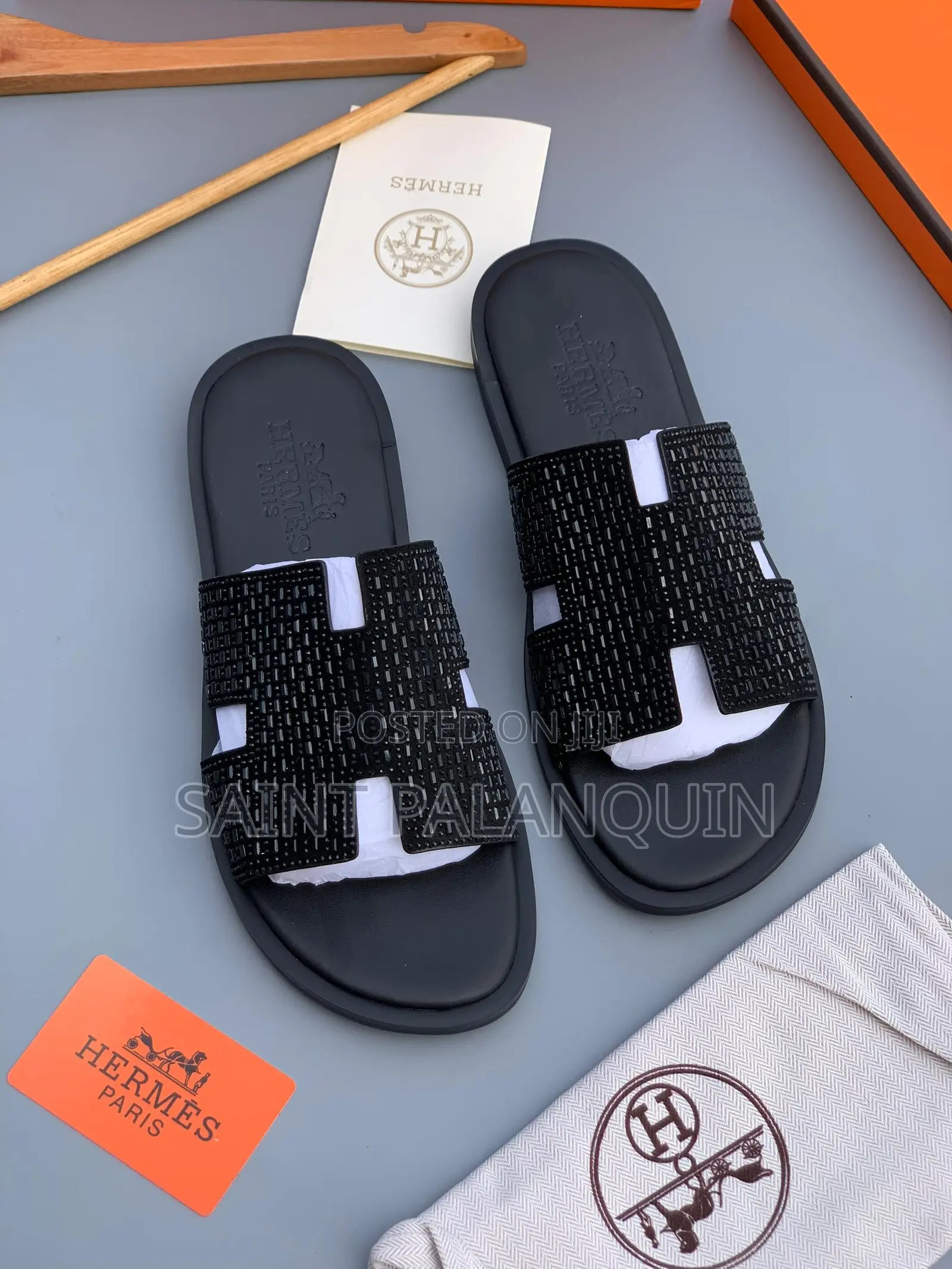 Black Hermes Chypre Sandal Black Silver Stone