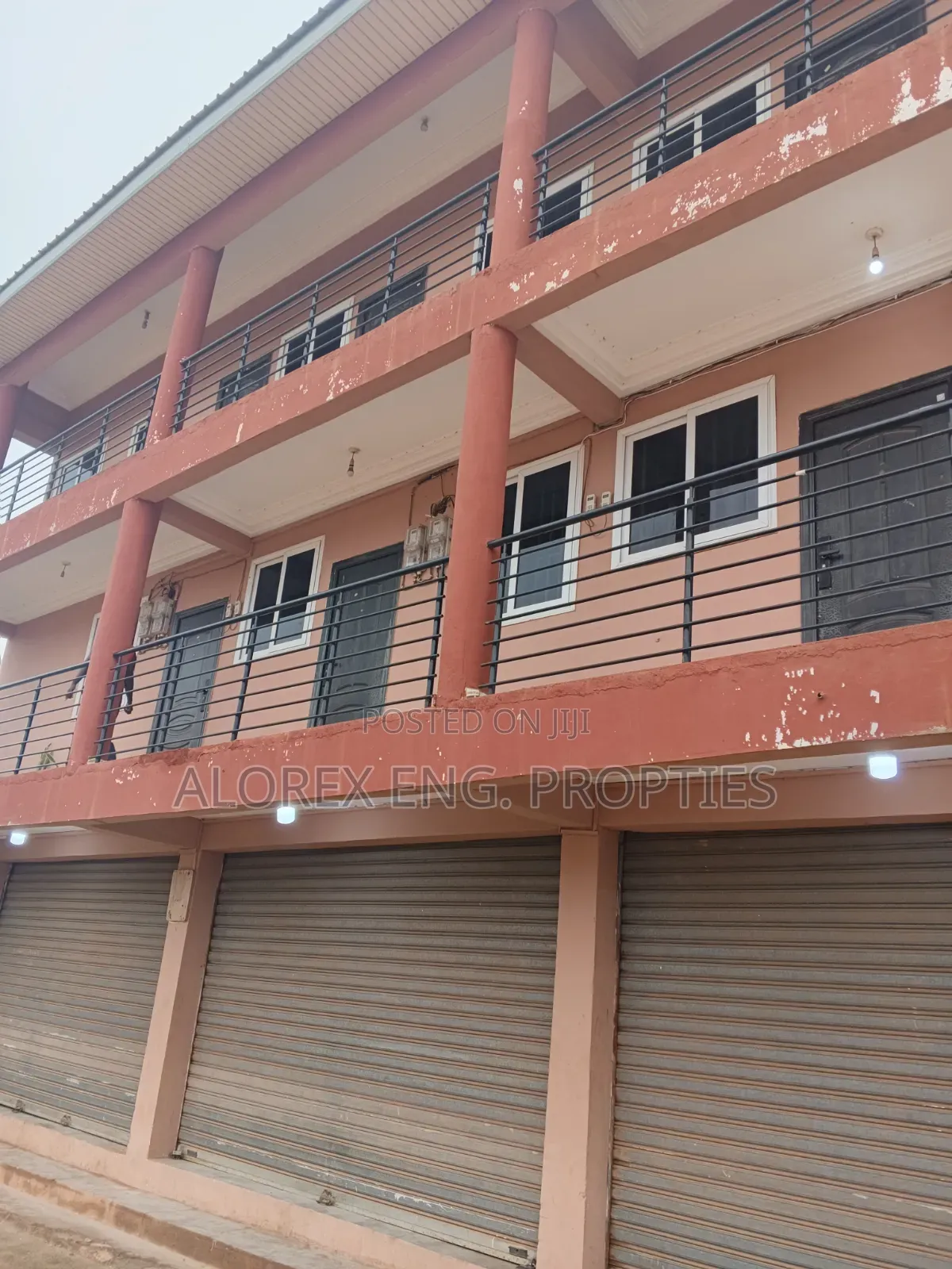 1bdrm Apartment in Chamber Self, Malejor for rent