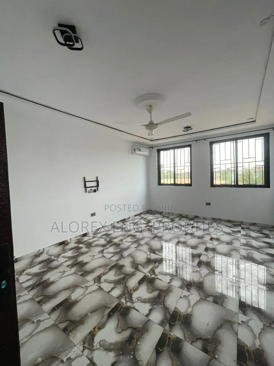2bdrm Apartment in Adenta, Barrier for rent