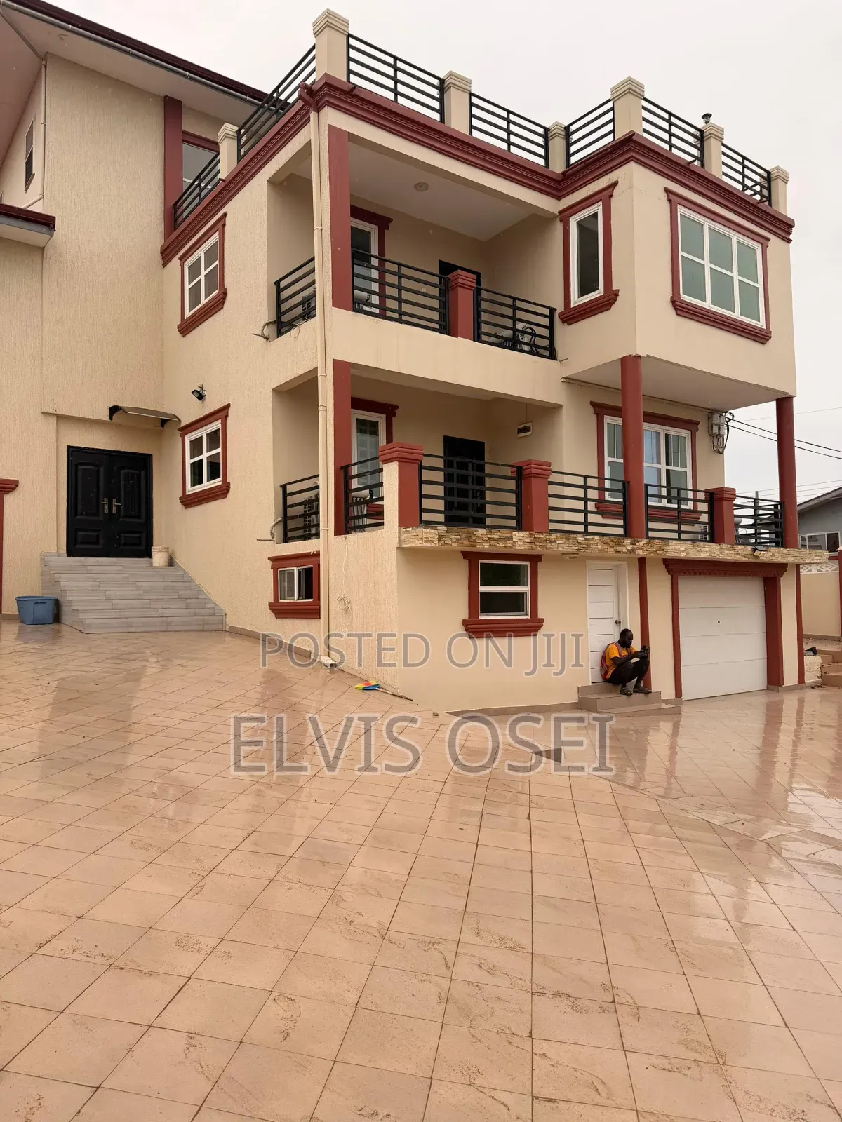 4bdrm House in Weija Old Barrier, Accra Metropolitan for sale