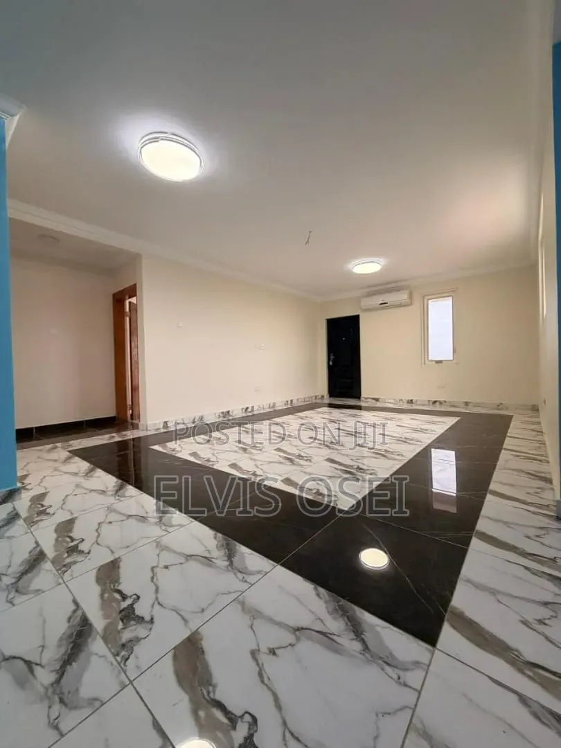 4bdrm House in Weija Old Barrier, Accra Metropolitan for sale