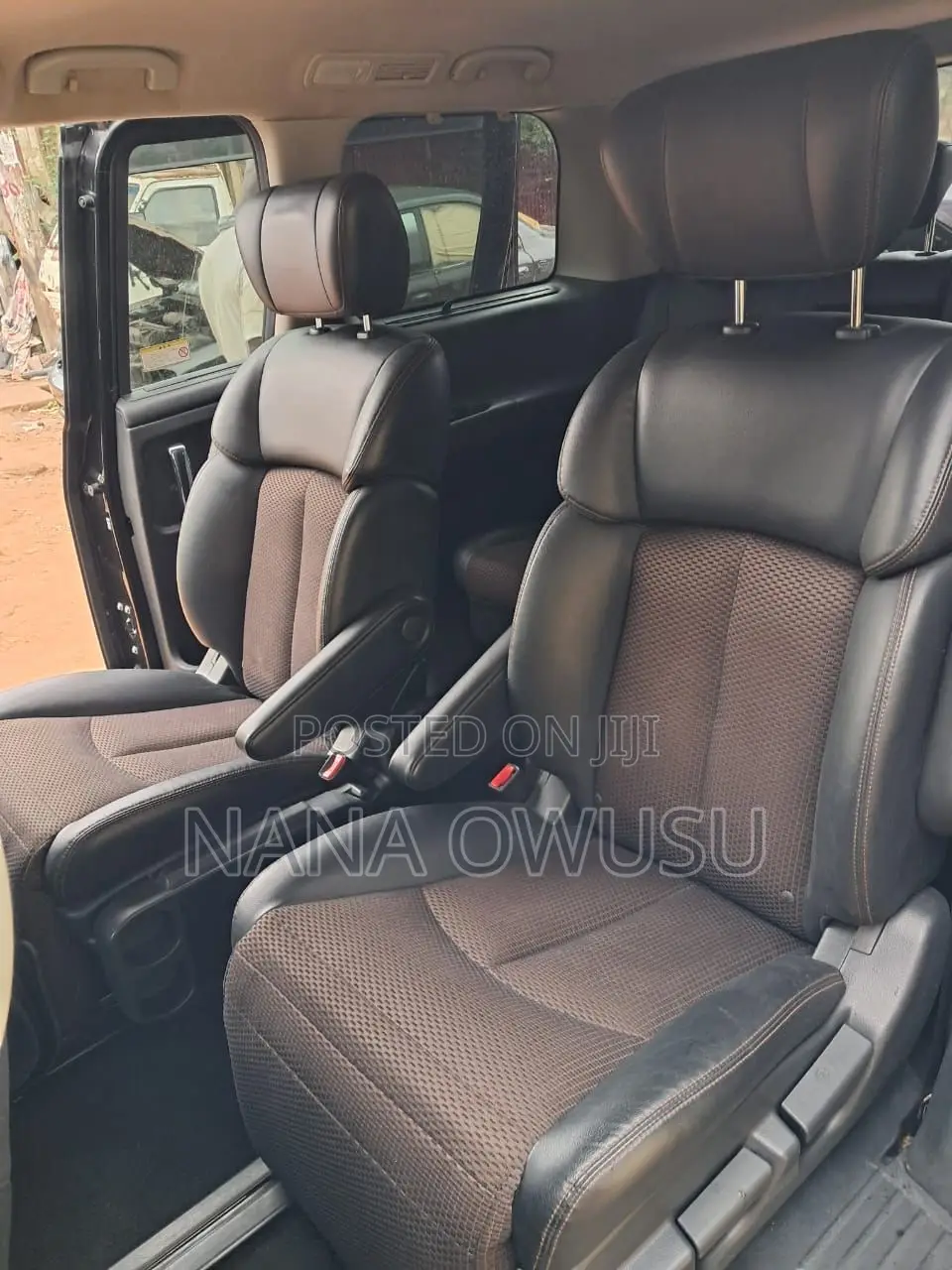 Nissan Elgrand SV Premium 2014 Black