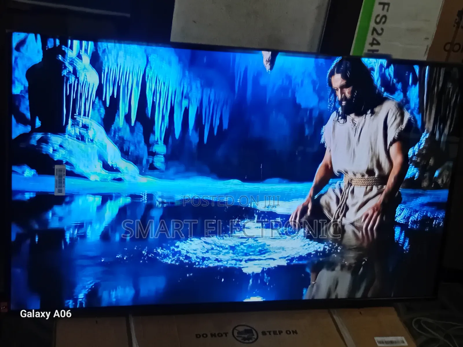 Samsung 43” Crystal Uhd Television With Powerful Sound