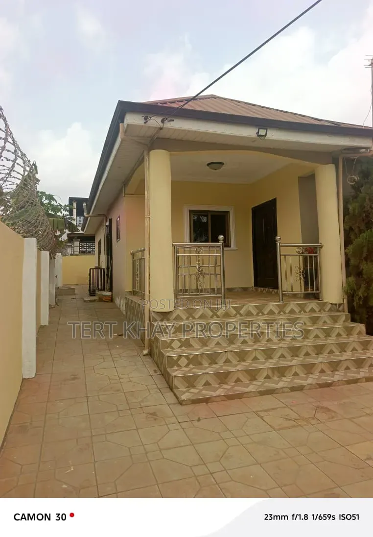 3bdrm House in Amrahia, New Site for sale