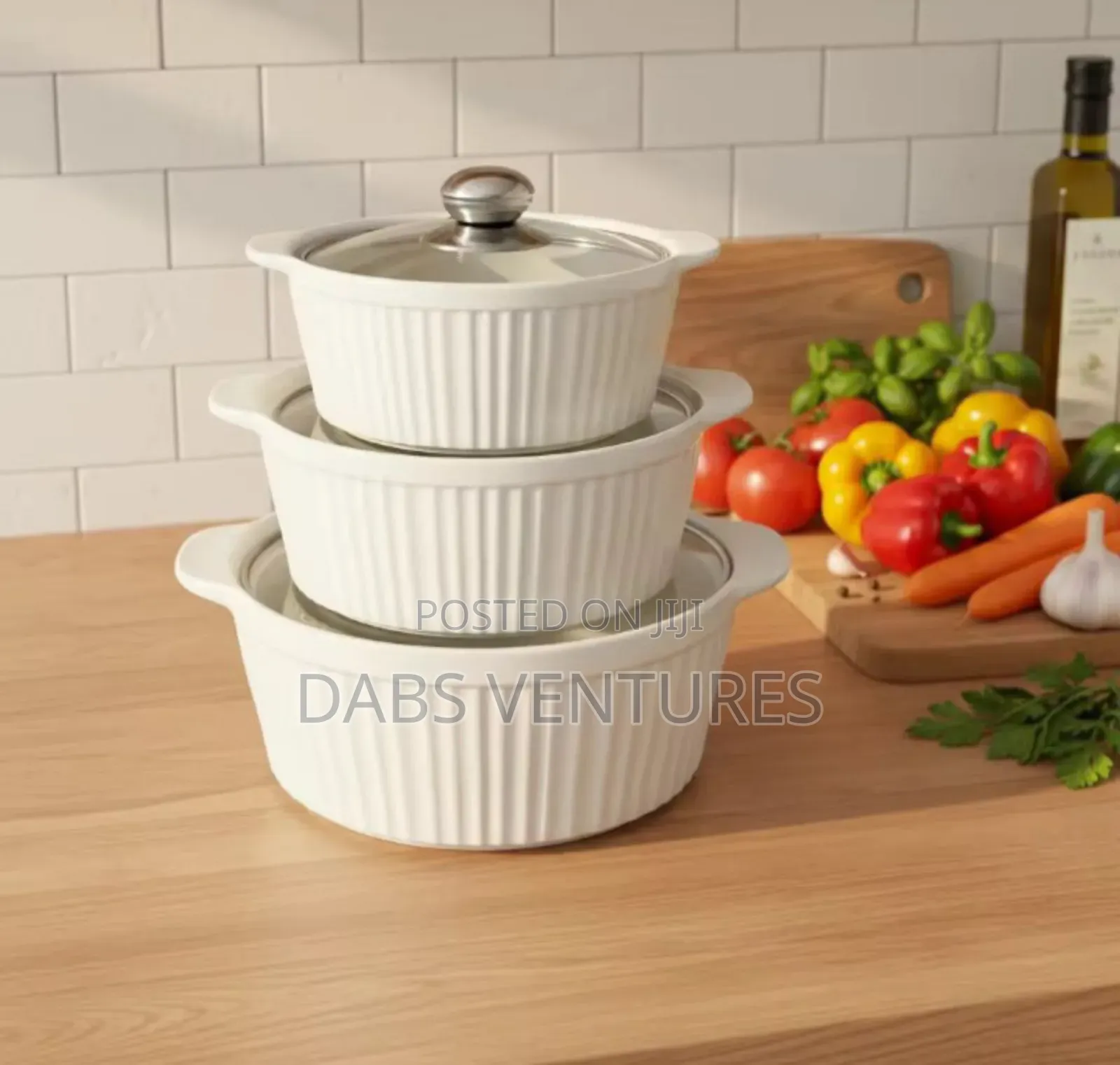 Luxury Ceramic Serving Bowl With Lid