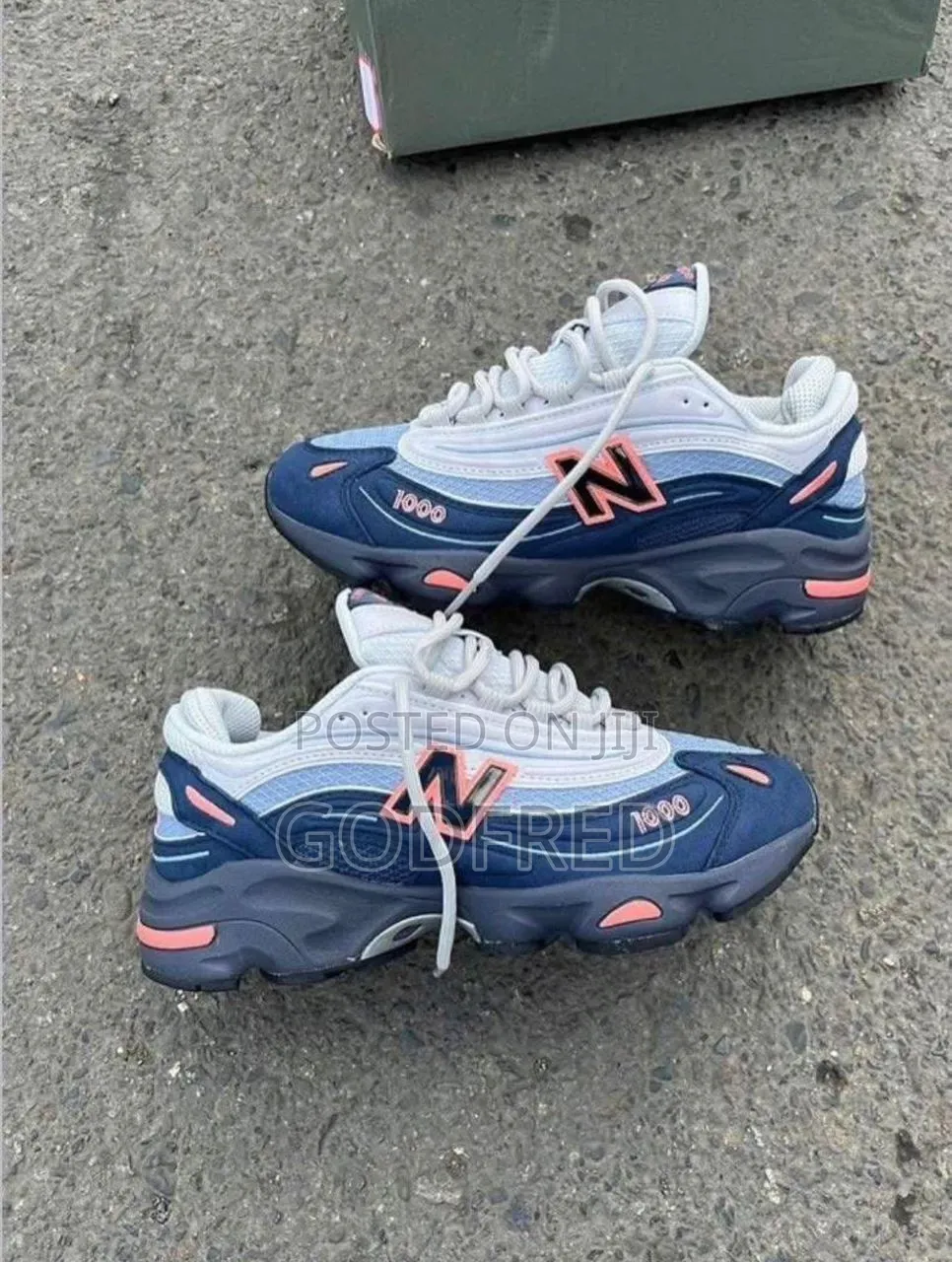 New Balance 1000