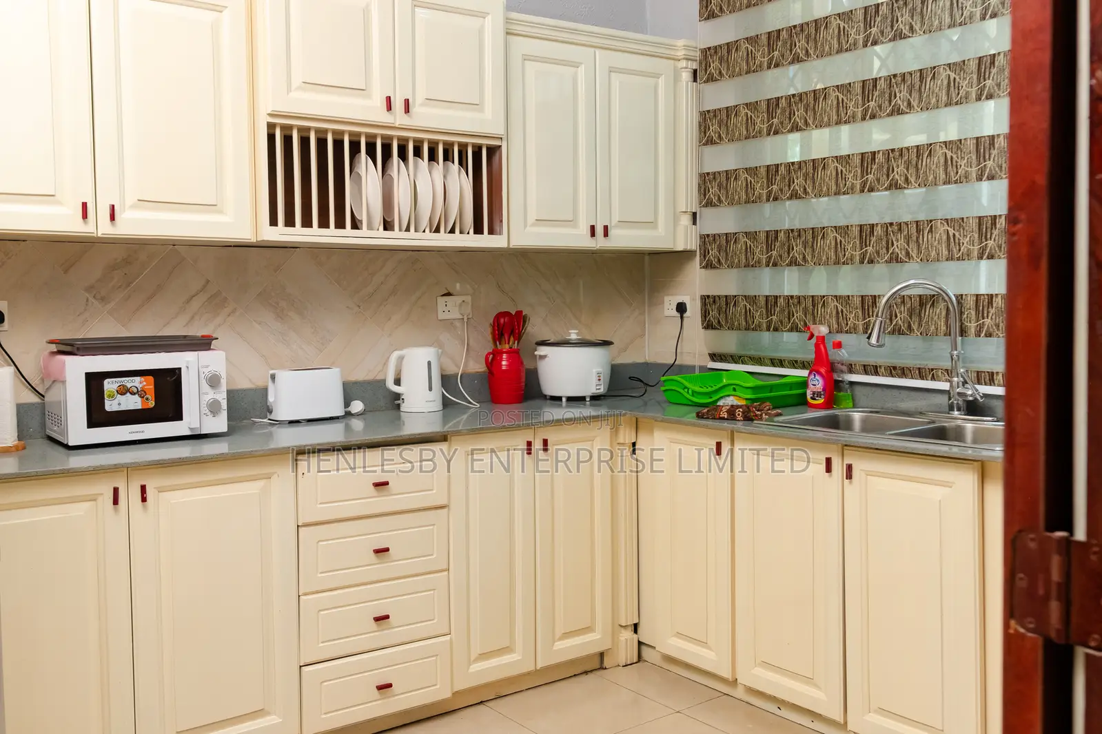 Furnished 2bdrm Apartment in Henry'S Court, Tseaddo for rent