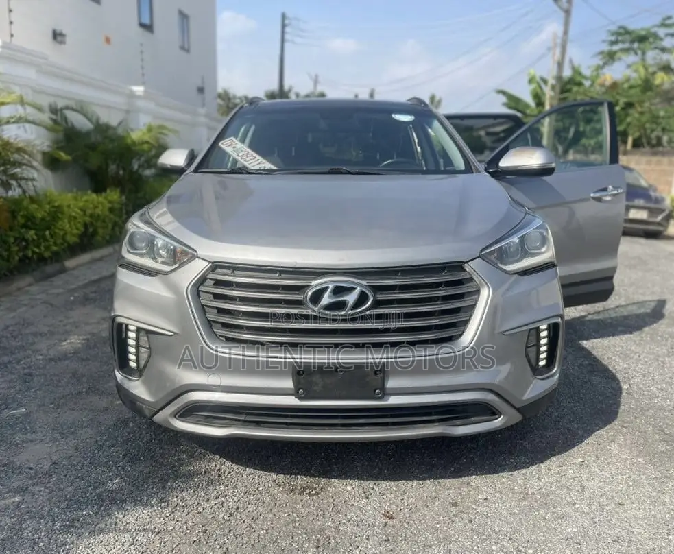 Hyundai Santa Fe Limited Ultimate AWD 2017 Silver