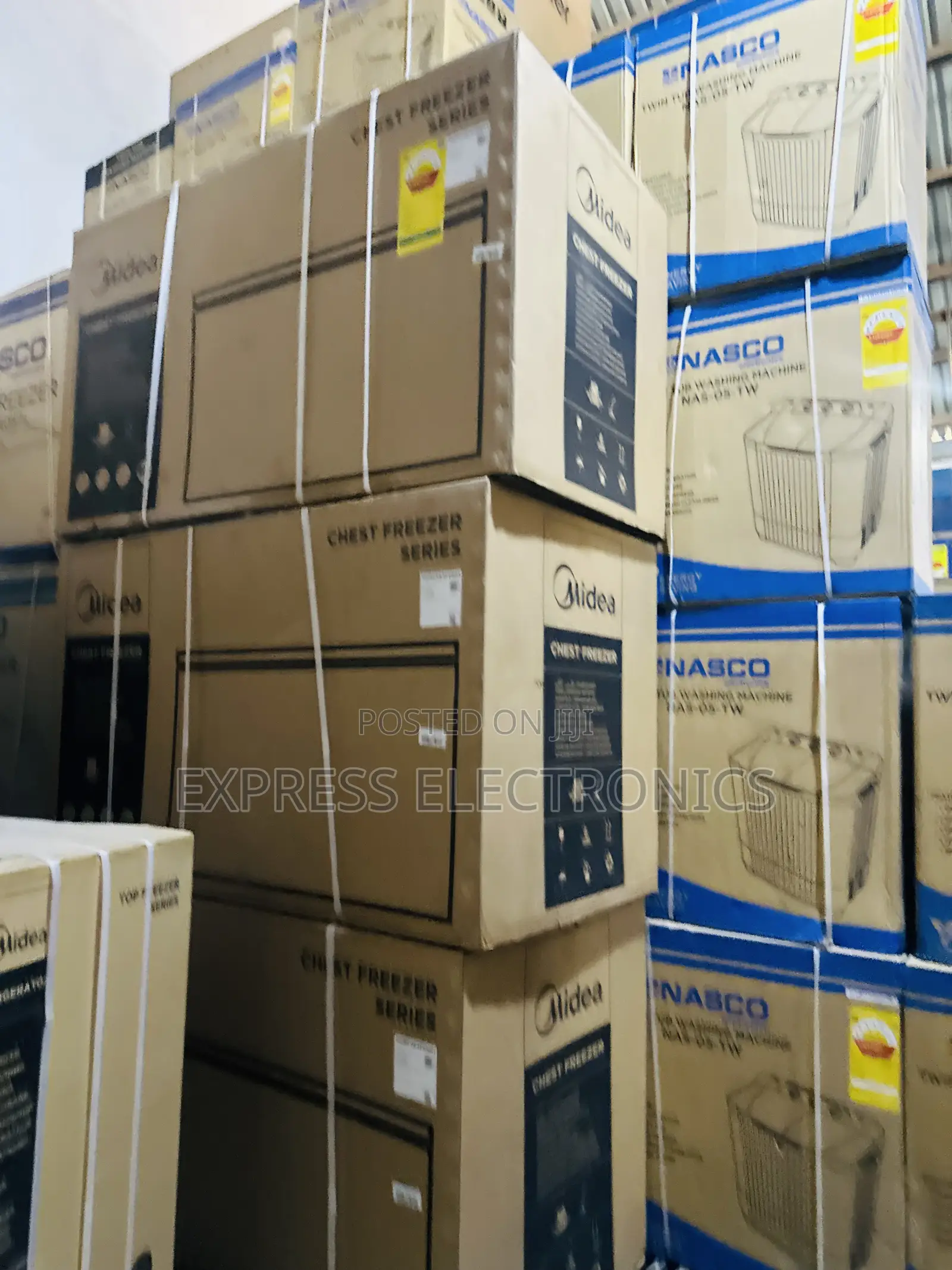 Brand New Sleek Chest Freezer Single Door 418l Midea