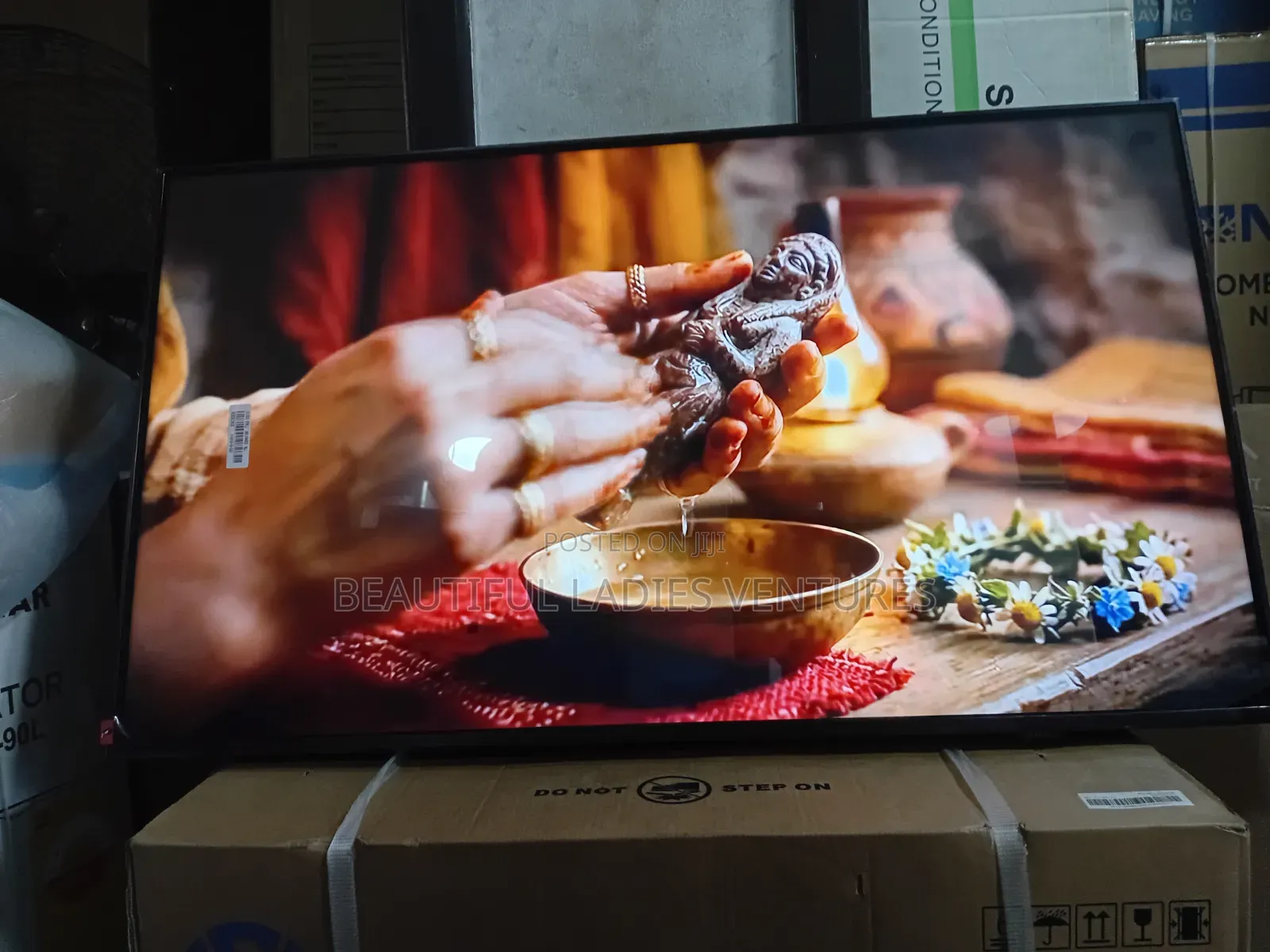 Samsung 43-Inch Slim Screen Smart Tv