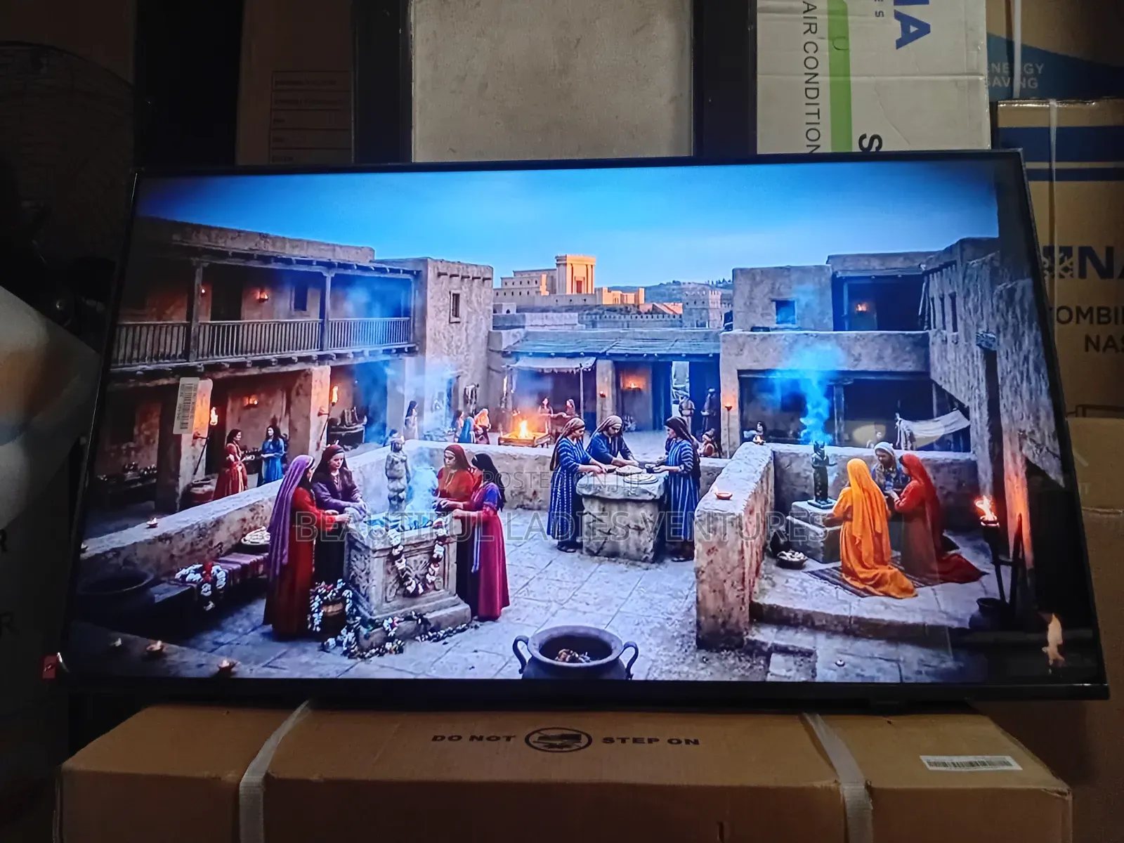 Samsung 43-Inch Home Cinema Smart Tv