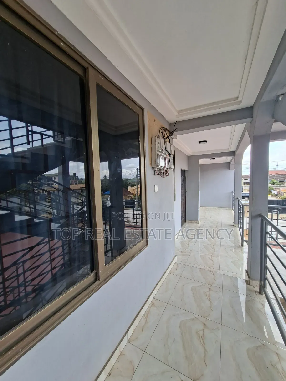 2bdrm Apartment in Dome Gym, Ga East Municipal for rent