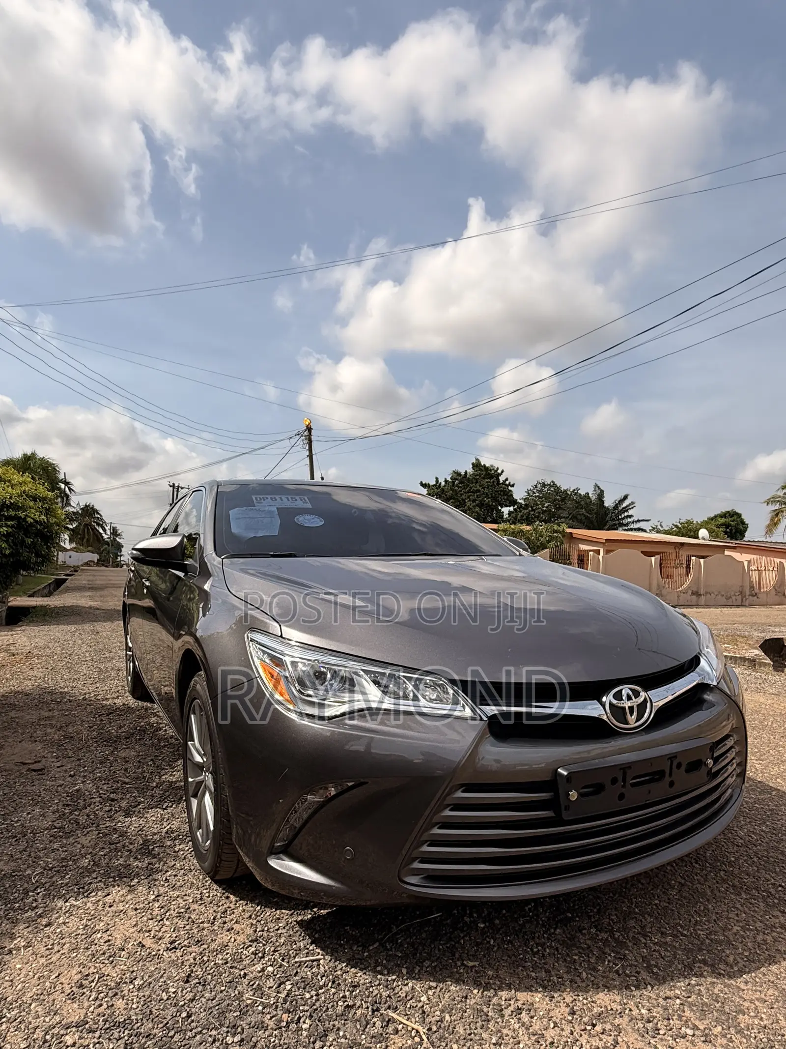 Toyota Camry XLE 4dr Sedan (2.5L 4cyl 6A) 2017 Gray