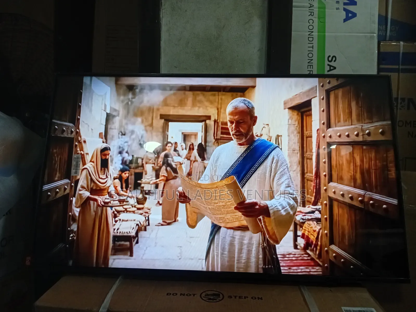 Samsung 43” Smart Tv With Wide Viewing Angle