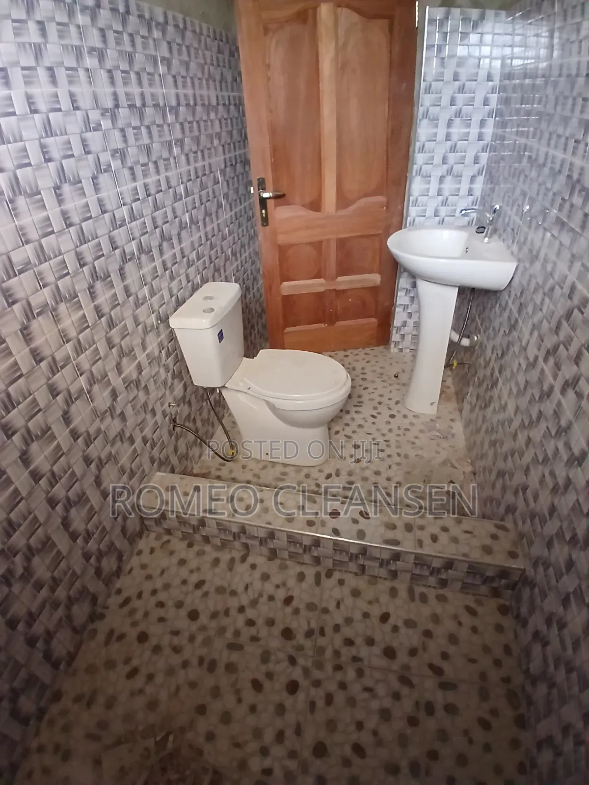 1bdrm Apartment in Atonsu Aputuogya, Kumasi Metropolitan for rent