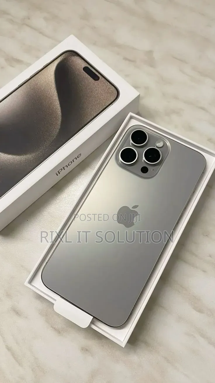 New Apple iPhone 15 Pro Max 256 GB White