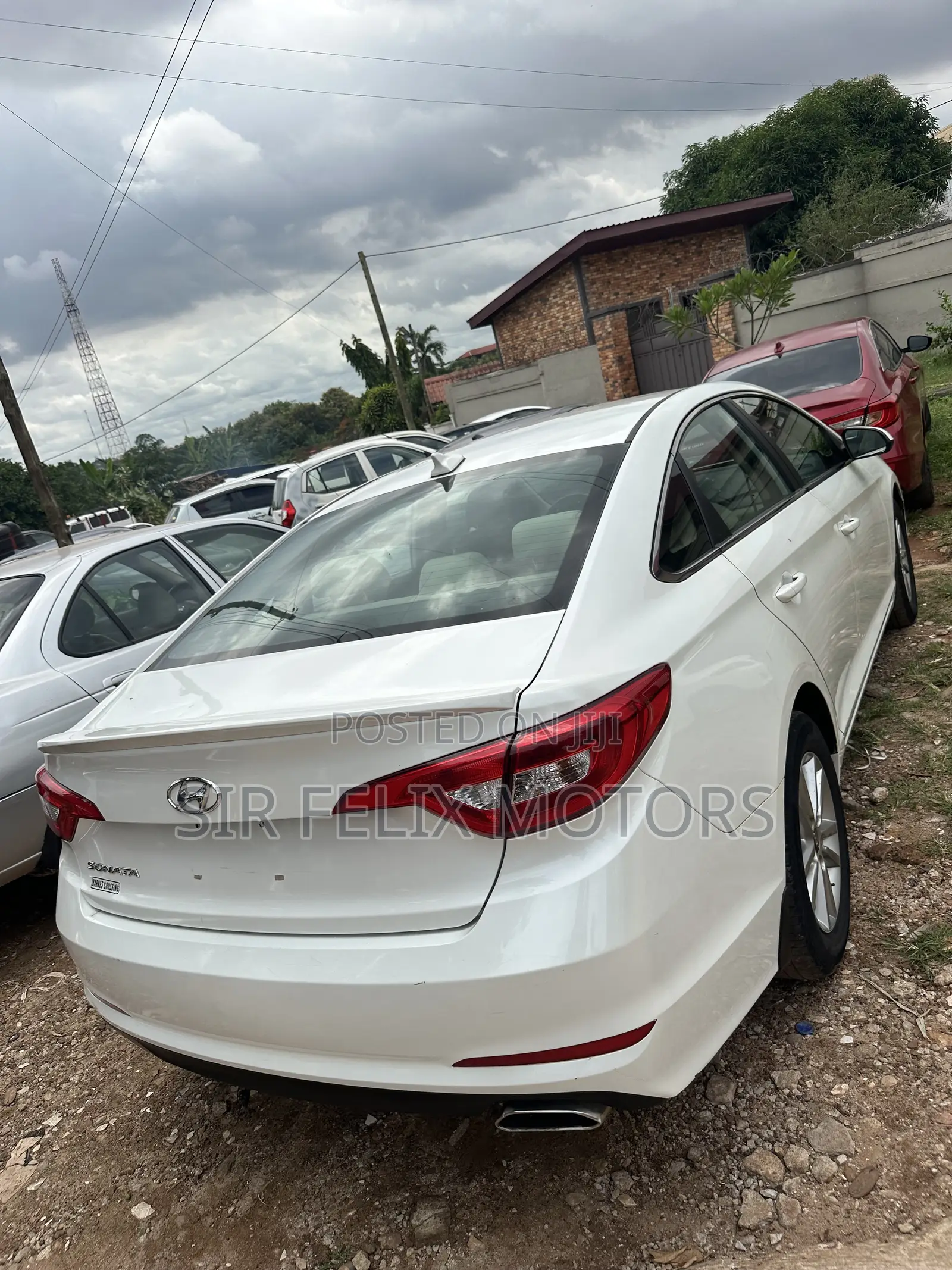 Hyundai Sonata Base Sedan FWD (2.4L 4cyl 6A) 2016 White