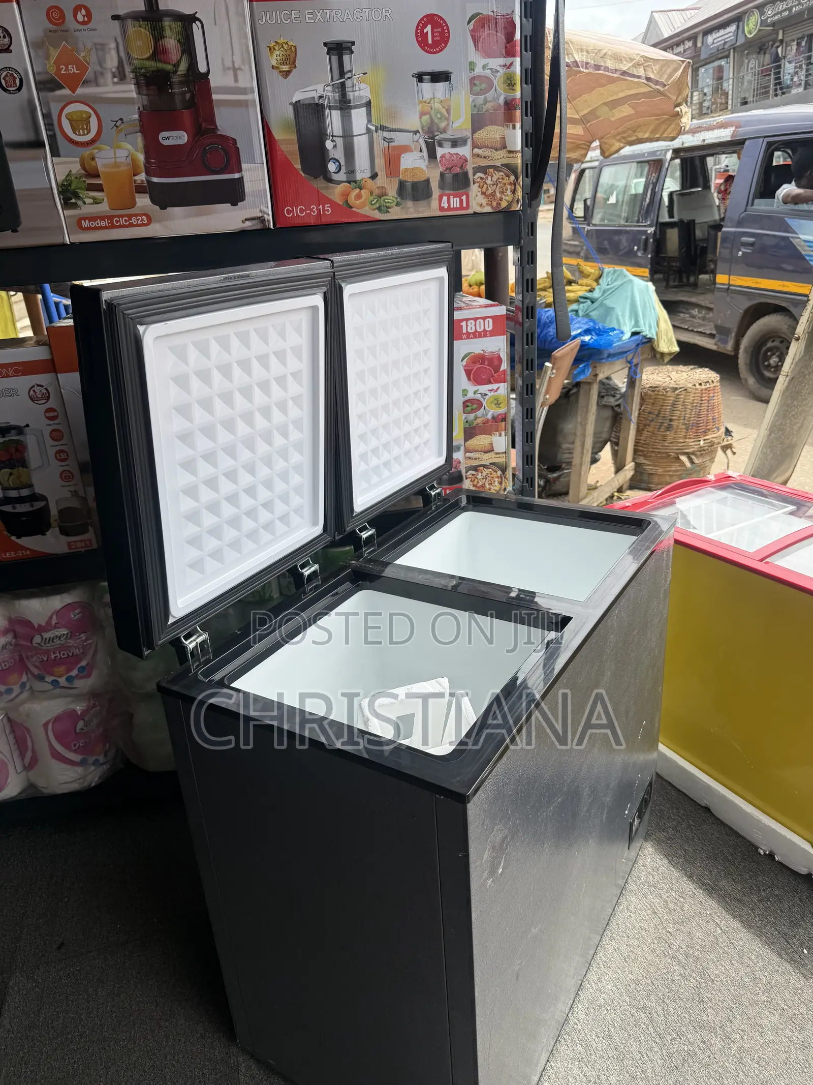 A Brand New Silver 100l Chest Freezer