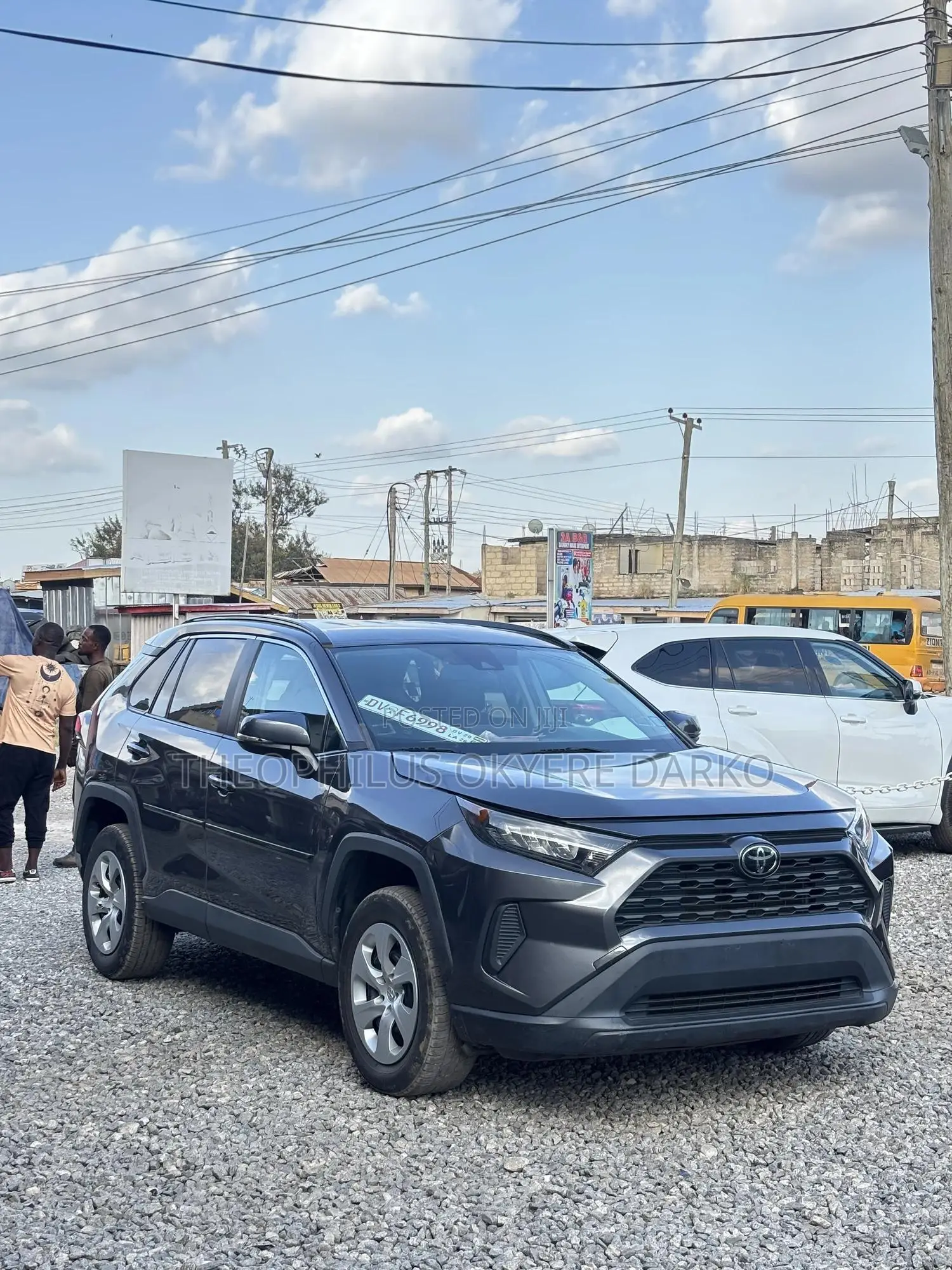 Toyota RAV4 LE AWD 2020 Gray