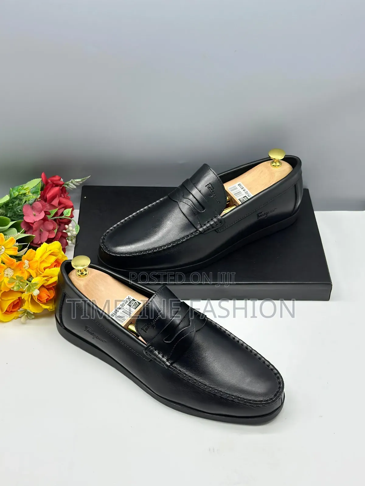 Black Leather Men's Ferragamo Flat Sole Loafers