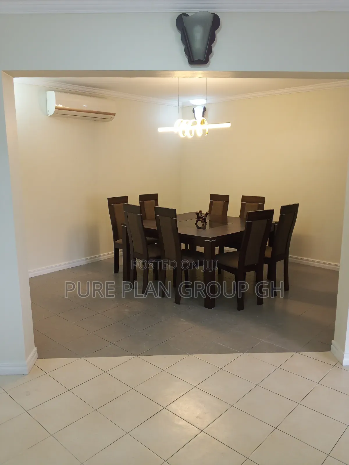 Furnished 4bdrm Apartment in Airport Residential for rent