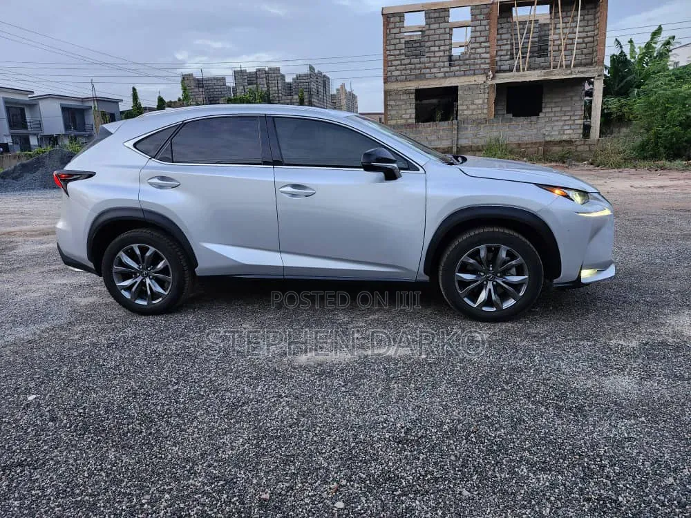 Lexus NX 2017 Gray