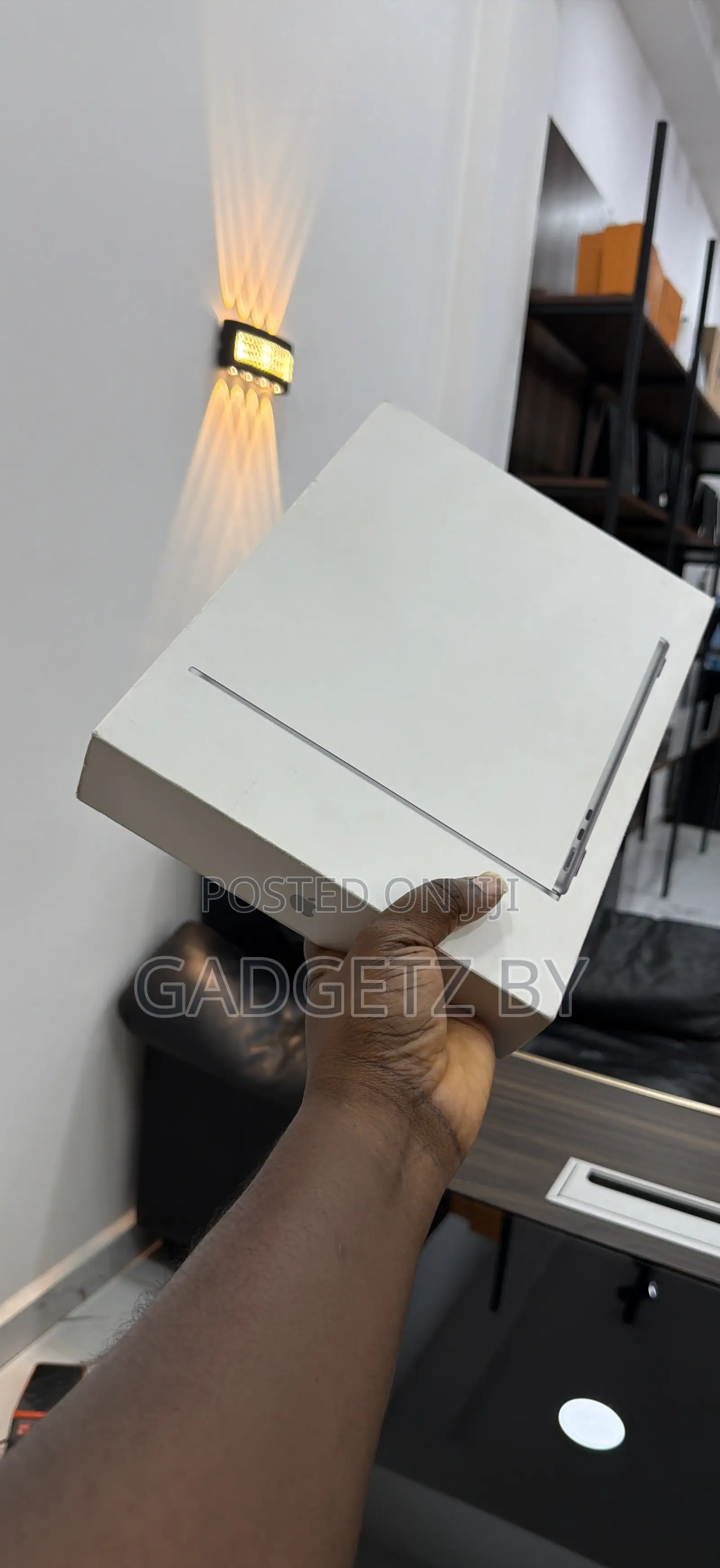 Laptop Apple MacBook Air 2025 M4 13-inch 16GB Apple M4 SSD 256GB